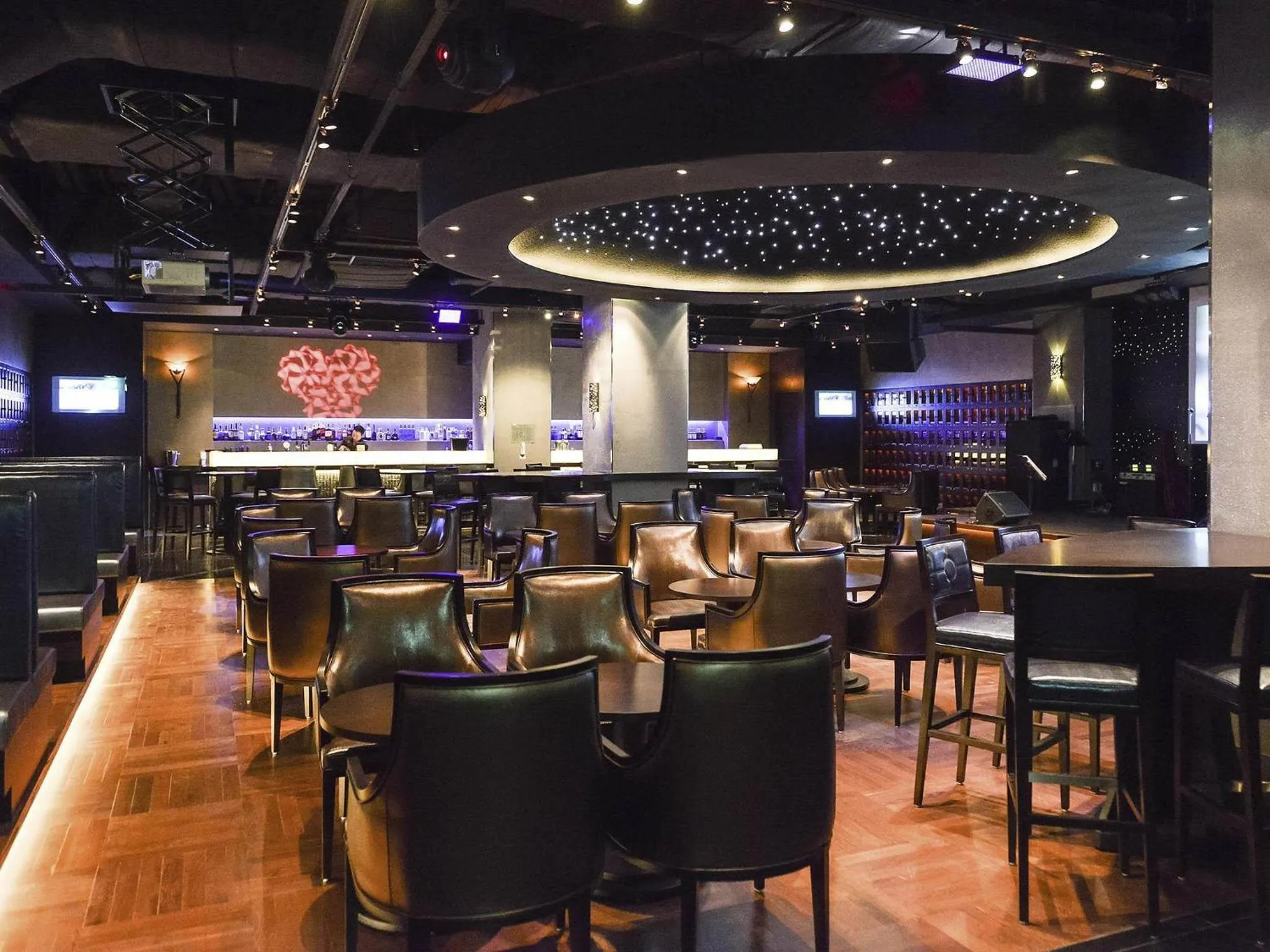 Lounge or bar in Novotel Ambassador Seoul Gangnam