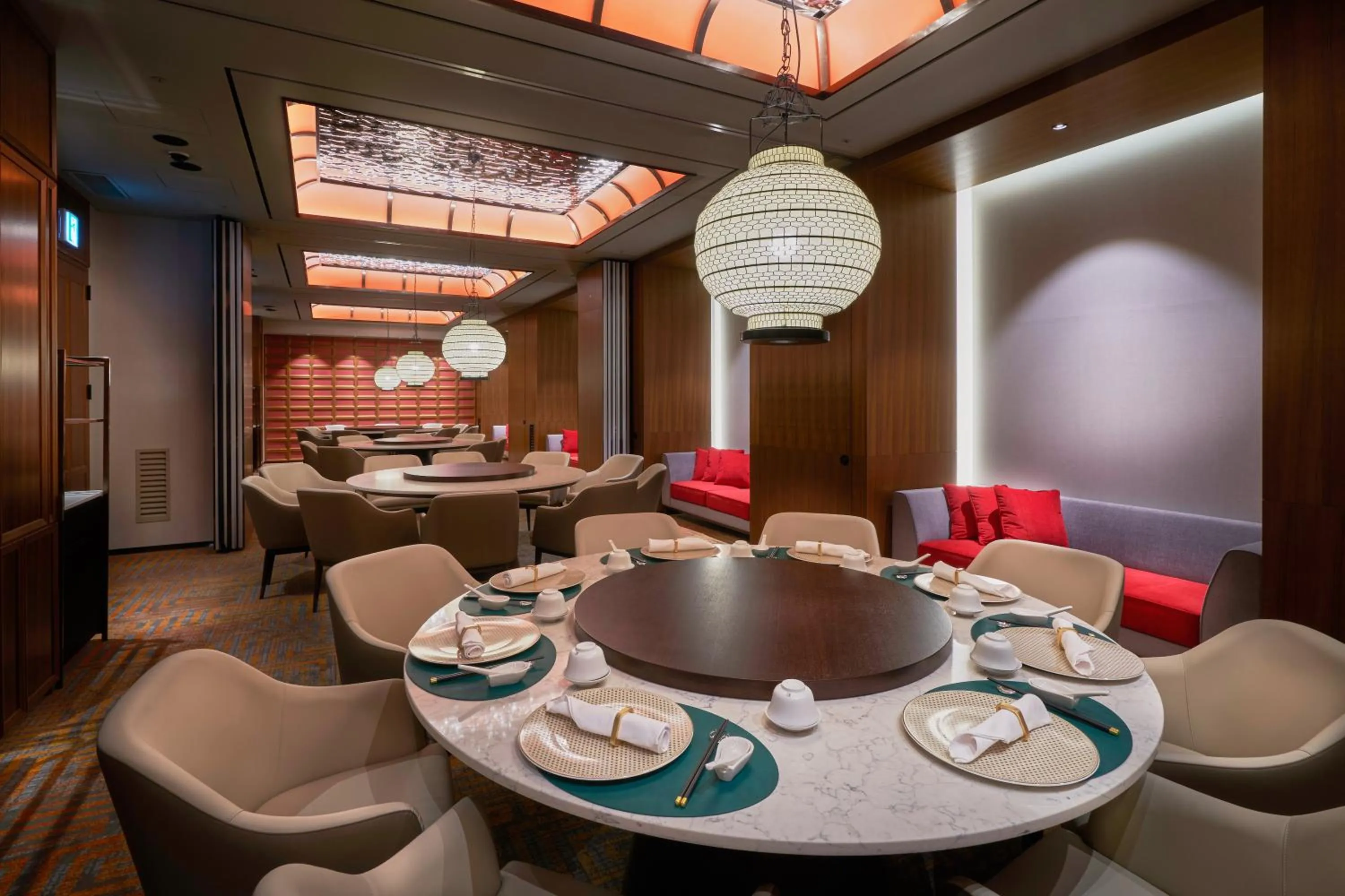 Restaurant/places to eat in Novotel Ambassador Seoul Gangnam