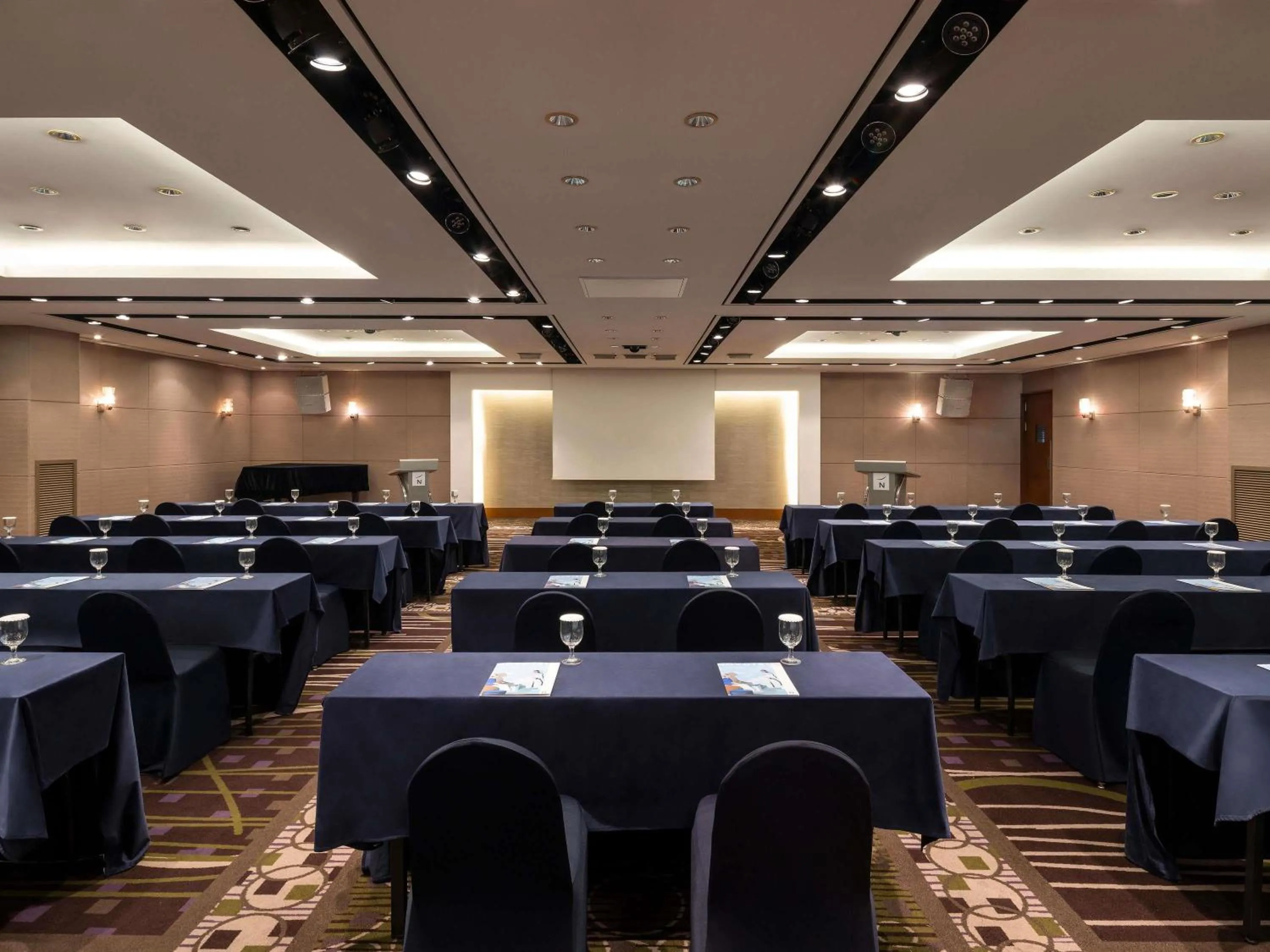 Meeting/conference room in Novotel Ambassador Seoul Gangnam