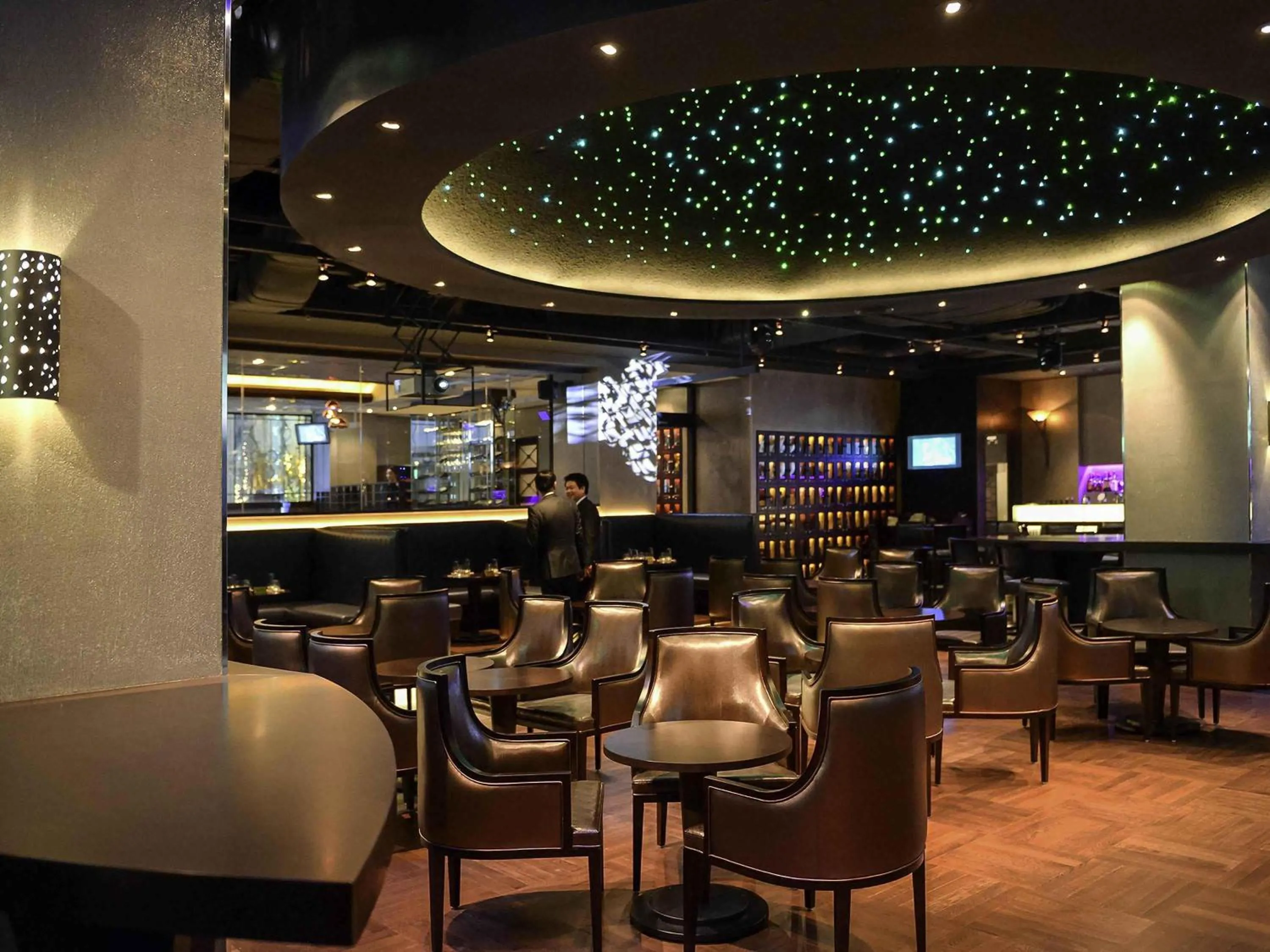 Lounge or bar in Novotel Ambassador Seoul Gangnam