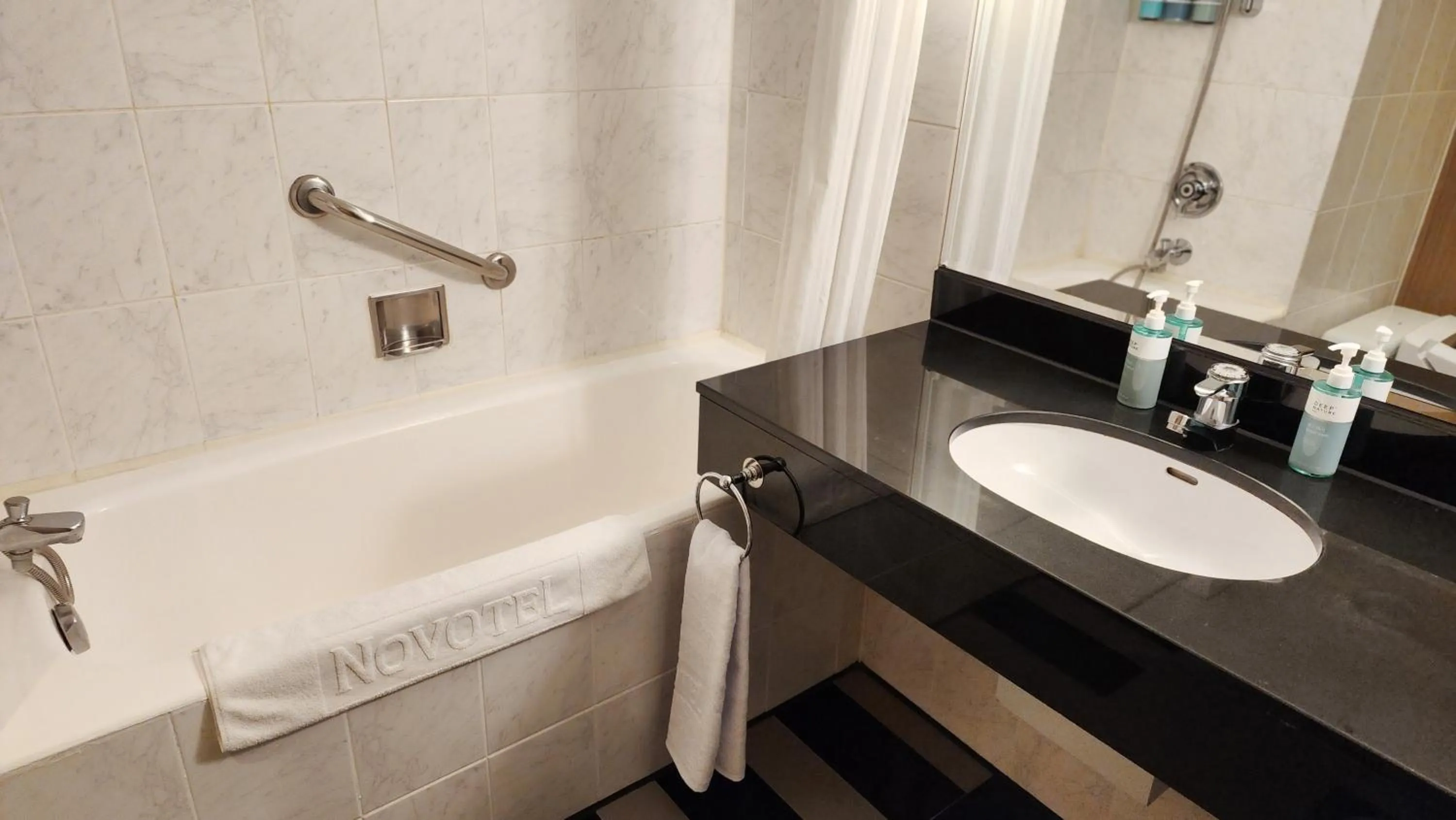 Bathroom in Novotel Ambassador Seoul Gangnam