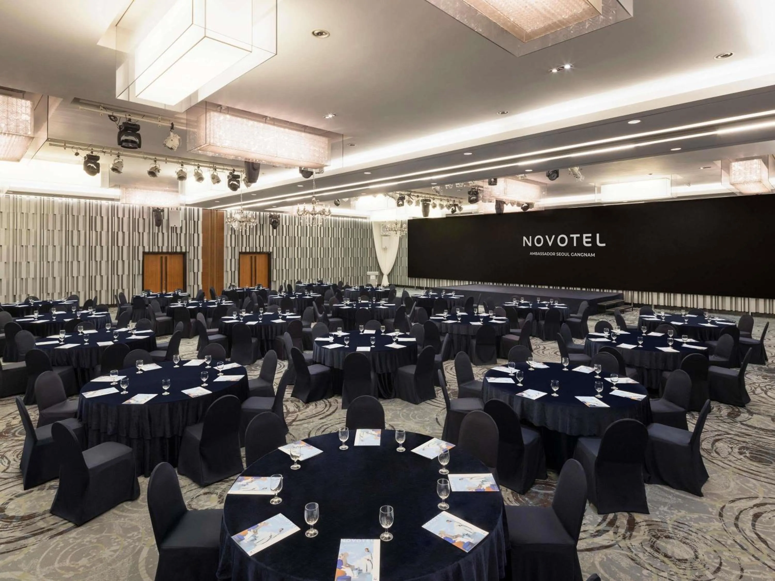 Meeting/conference room in Novotel Ambassador Seoul Gangnam