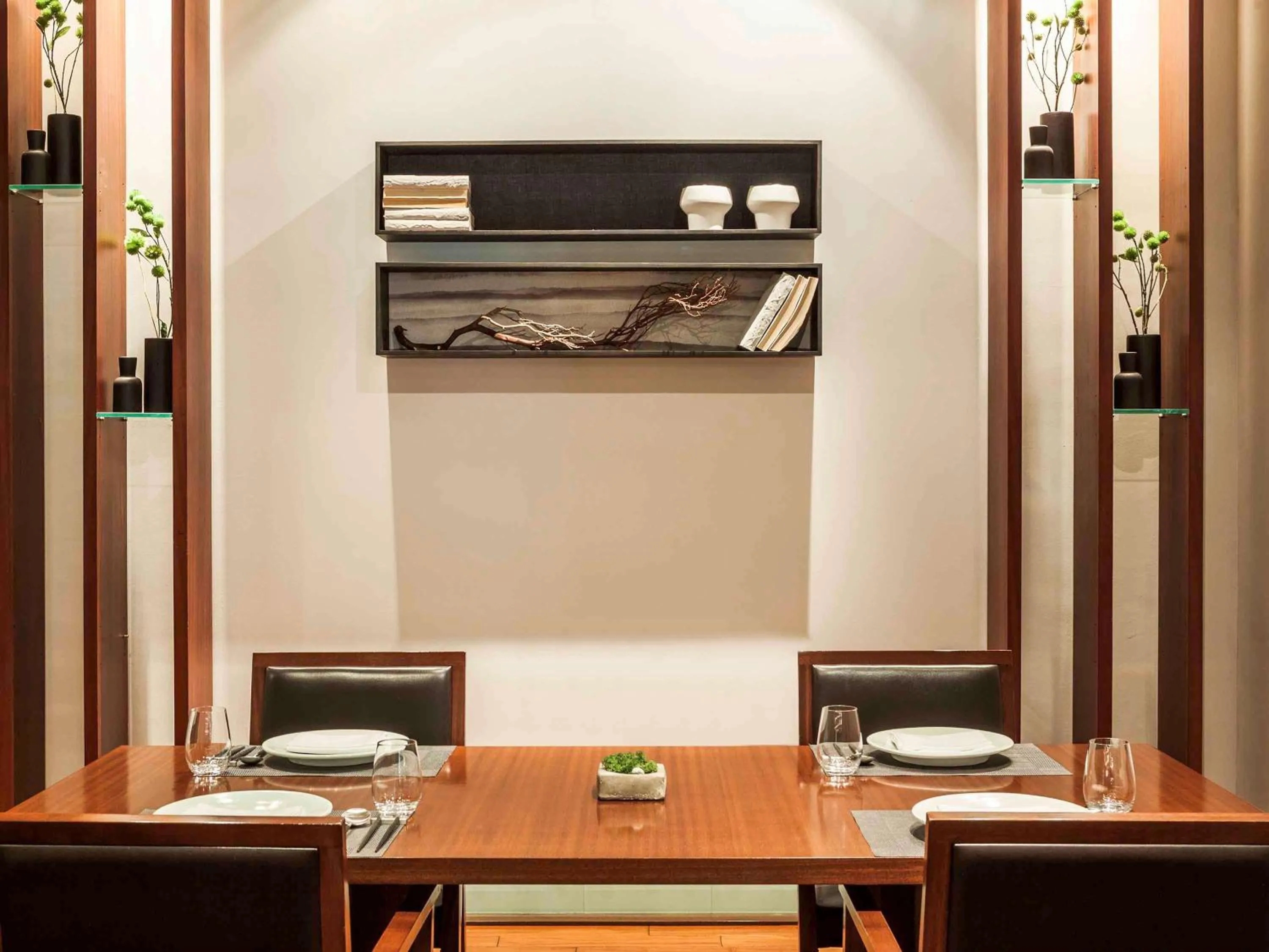 Restaurant/places to eat in Novotel Ambassador Seoul Gangnam