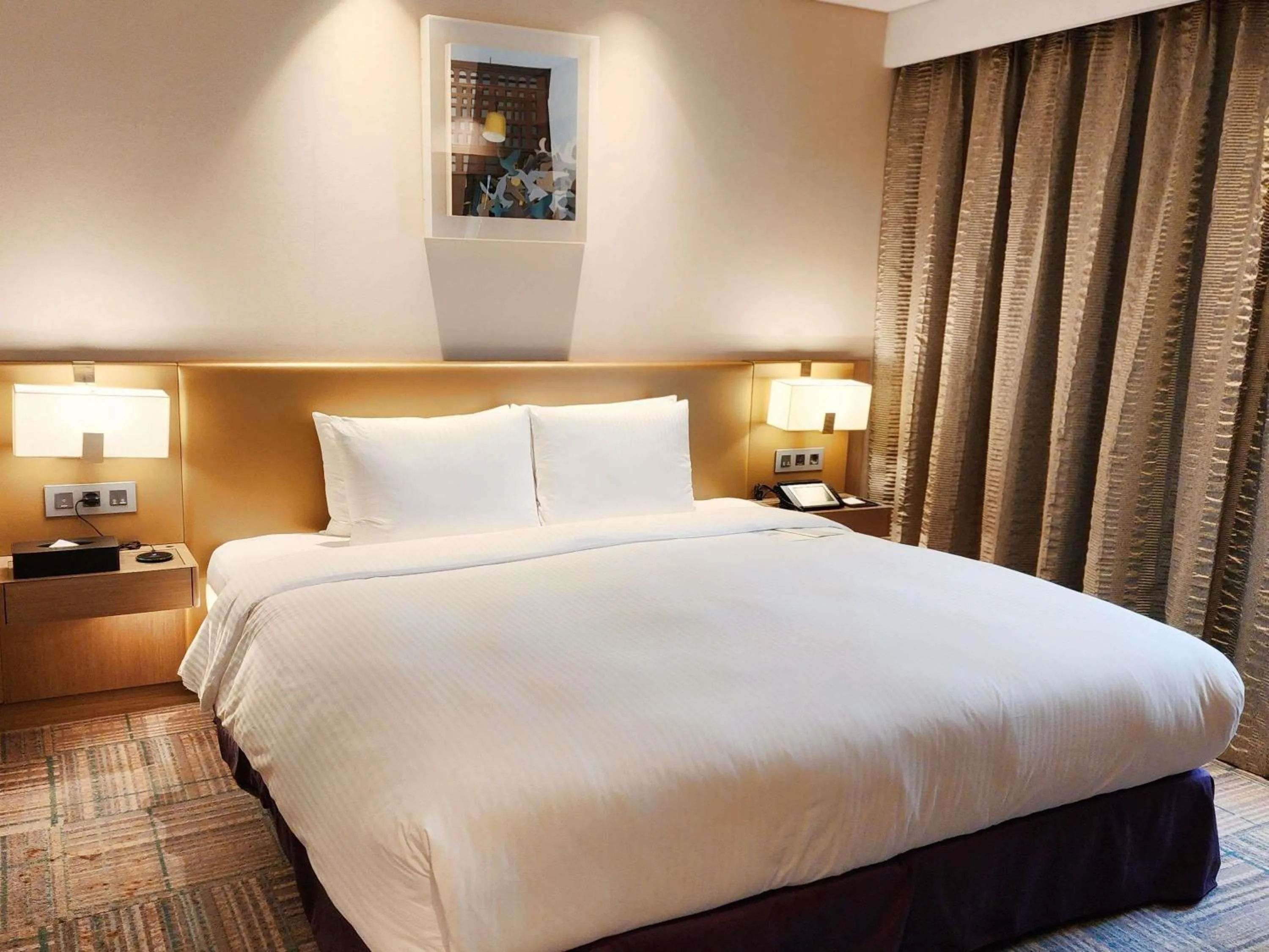 Bedroom, Bed in Novotel Ambassador Seoul Gangnam