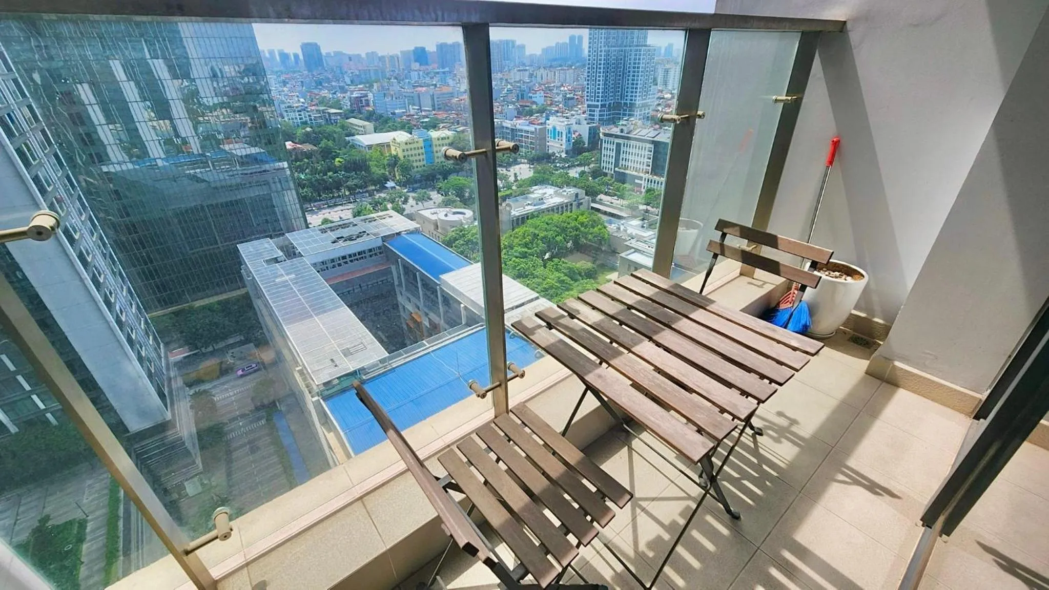 Balcony/Terrace in Vinhomes Metropolis Residence
