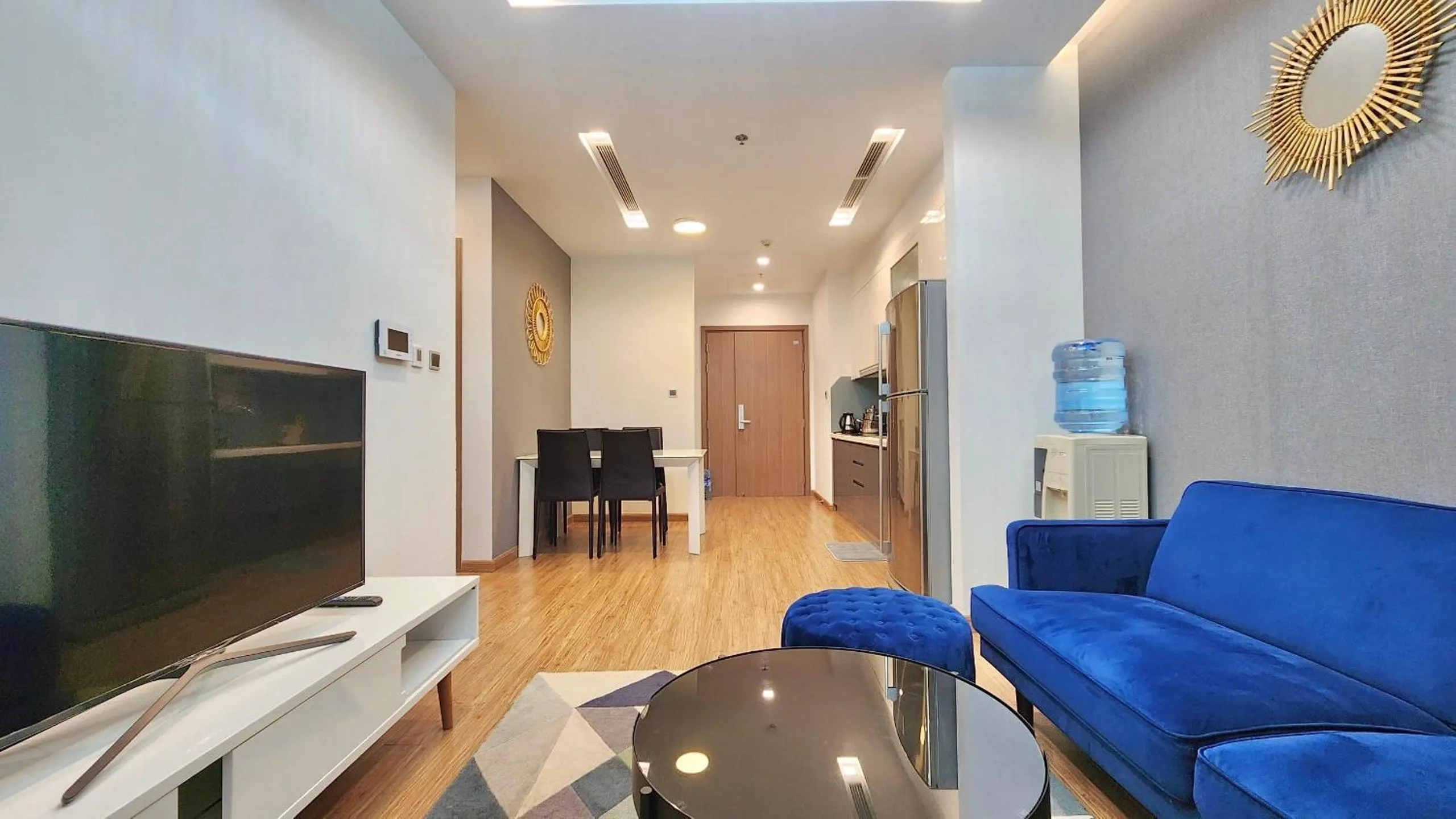 Communal lounge/ TV room in Vinhomes Metropolis Residence