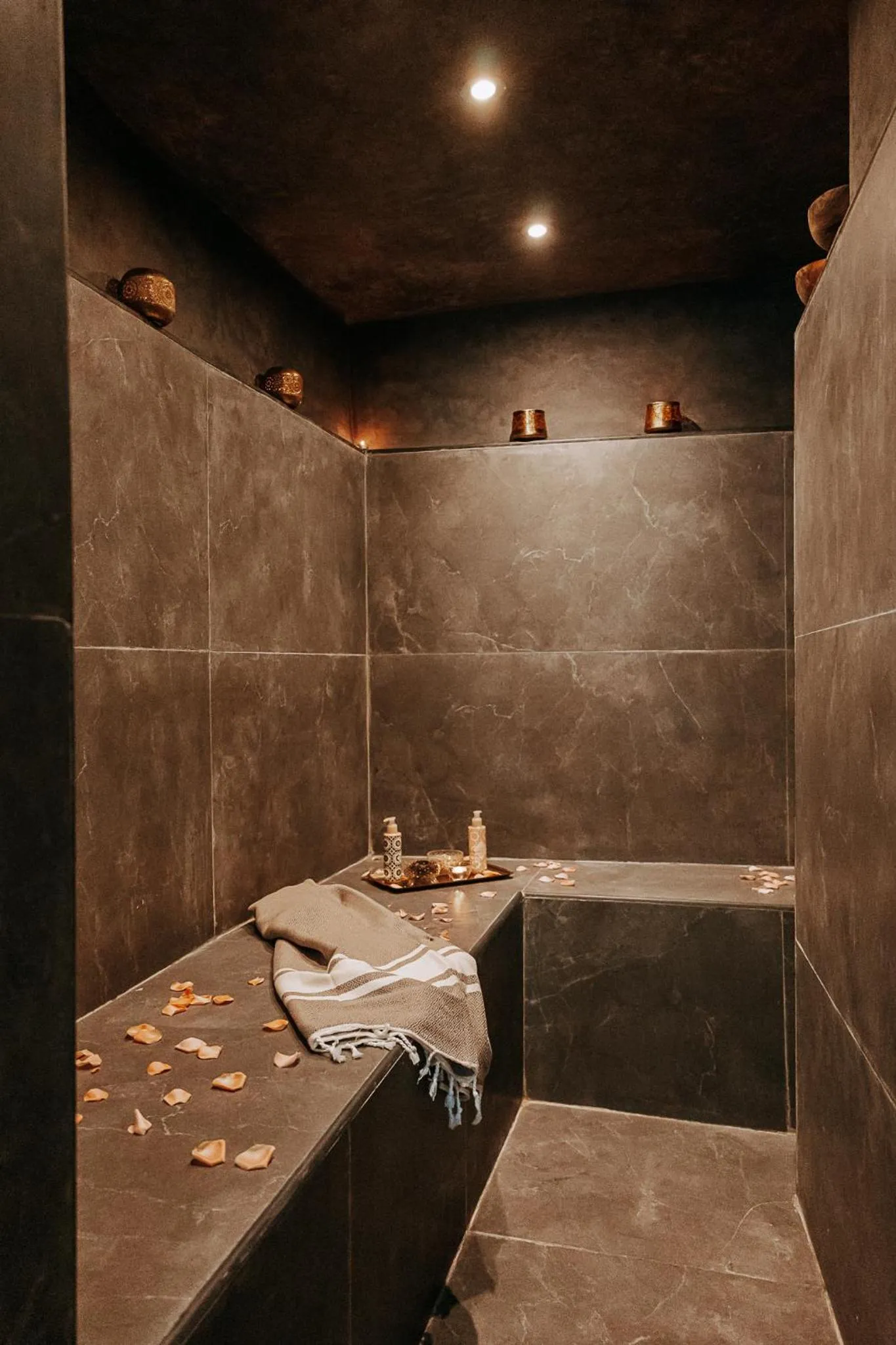 Steam room in Riad Villa Wengé & Spa