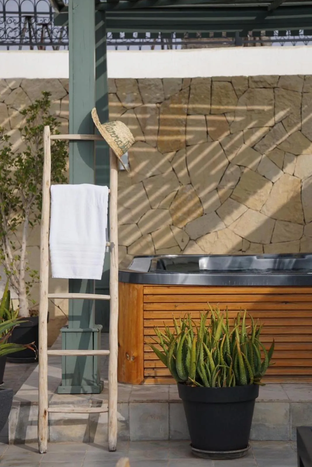 Spring in Riad Villa Wengé & Spa