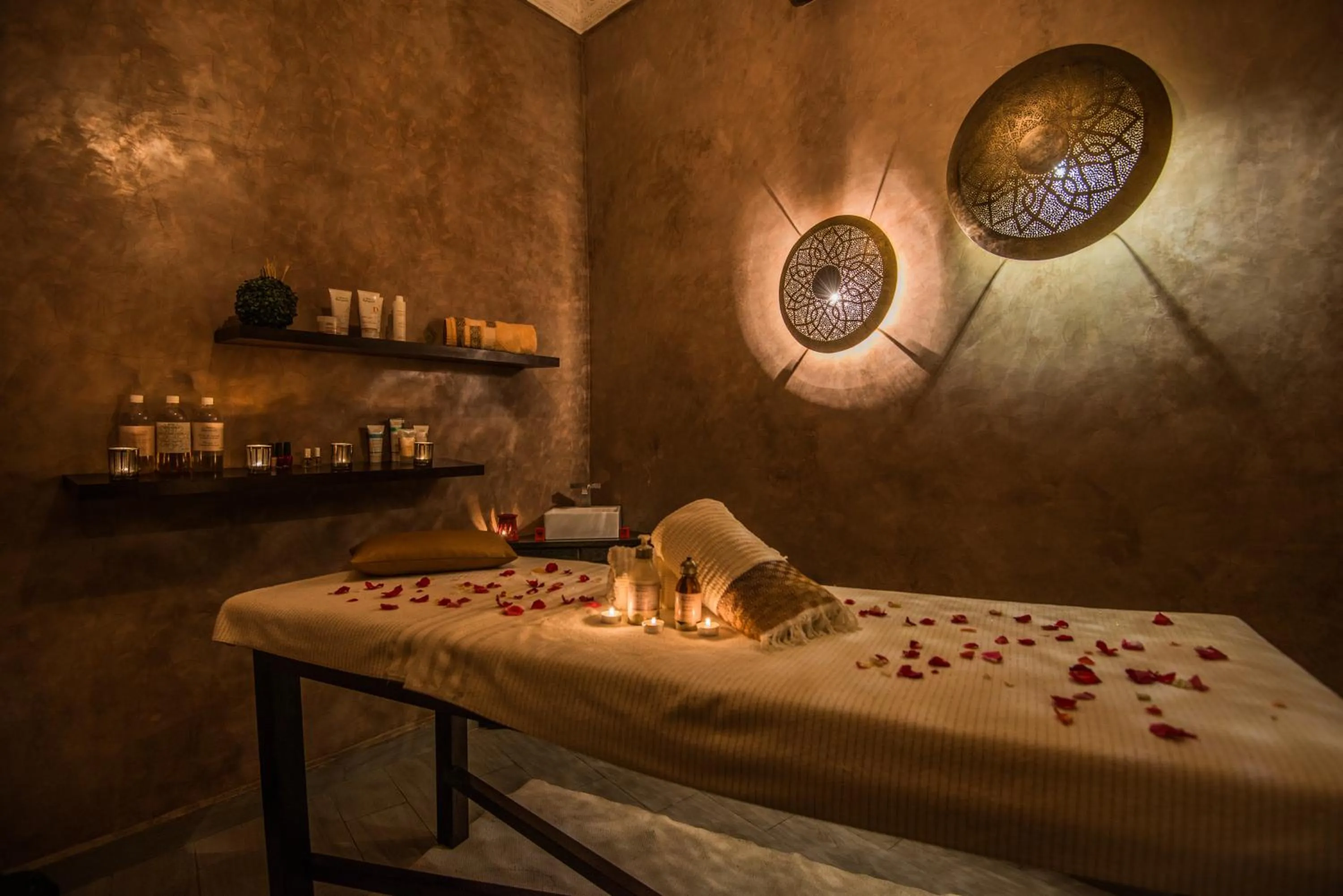 Massage in Riad Villa Wengé & Spa