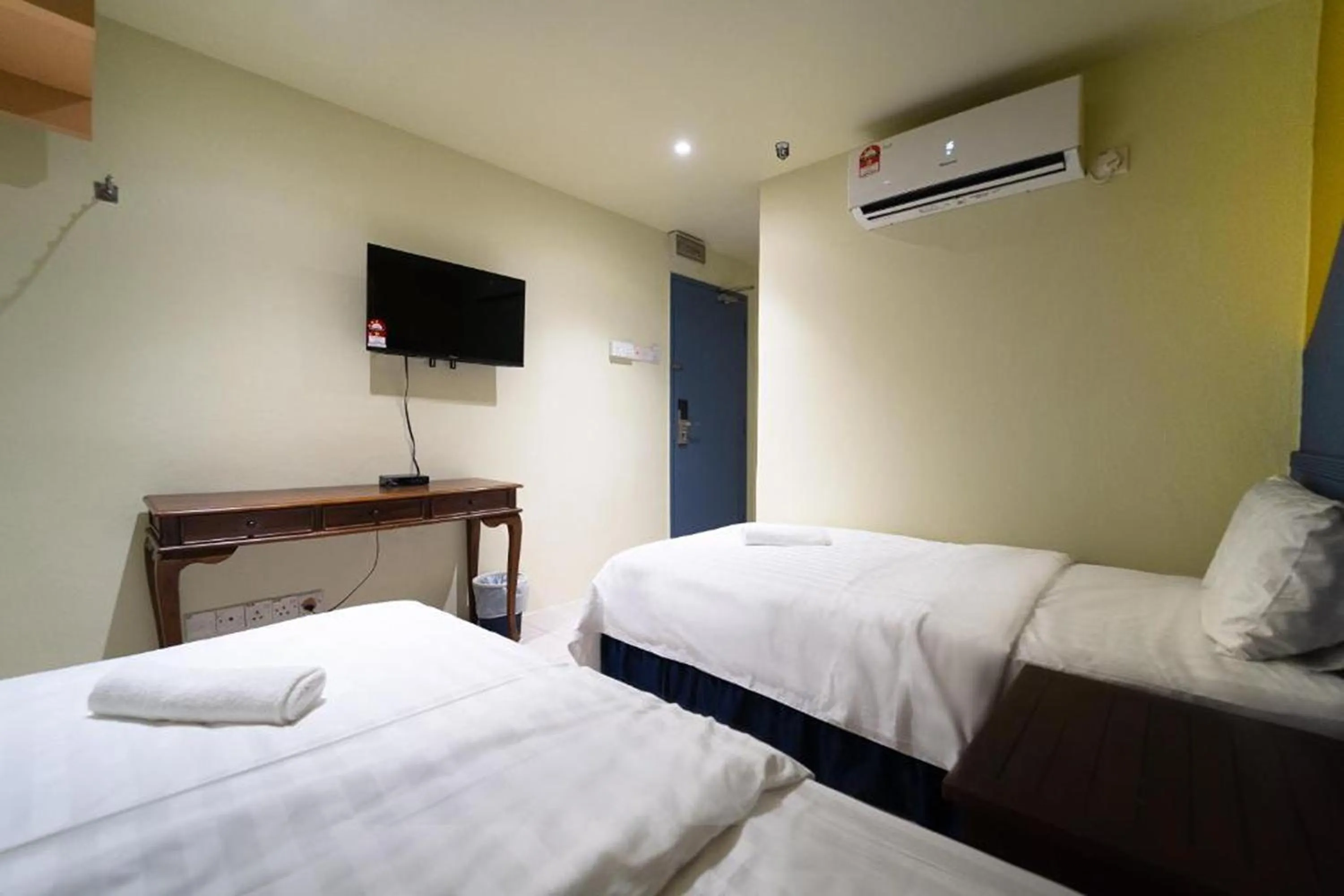 Bed in The Colony by Cactus Hotel Johor Jaya
