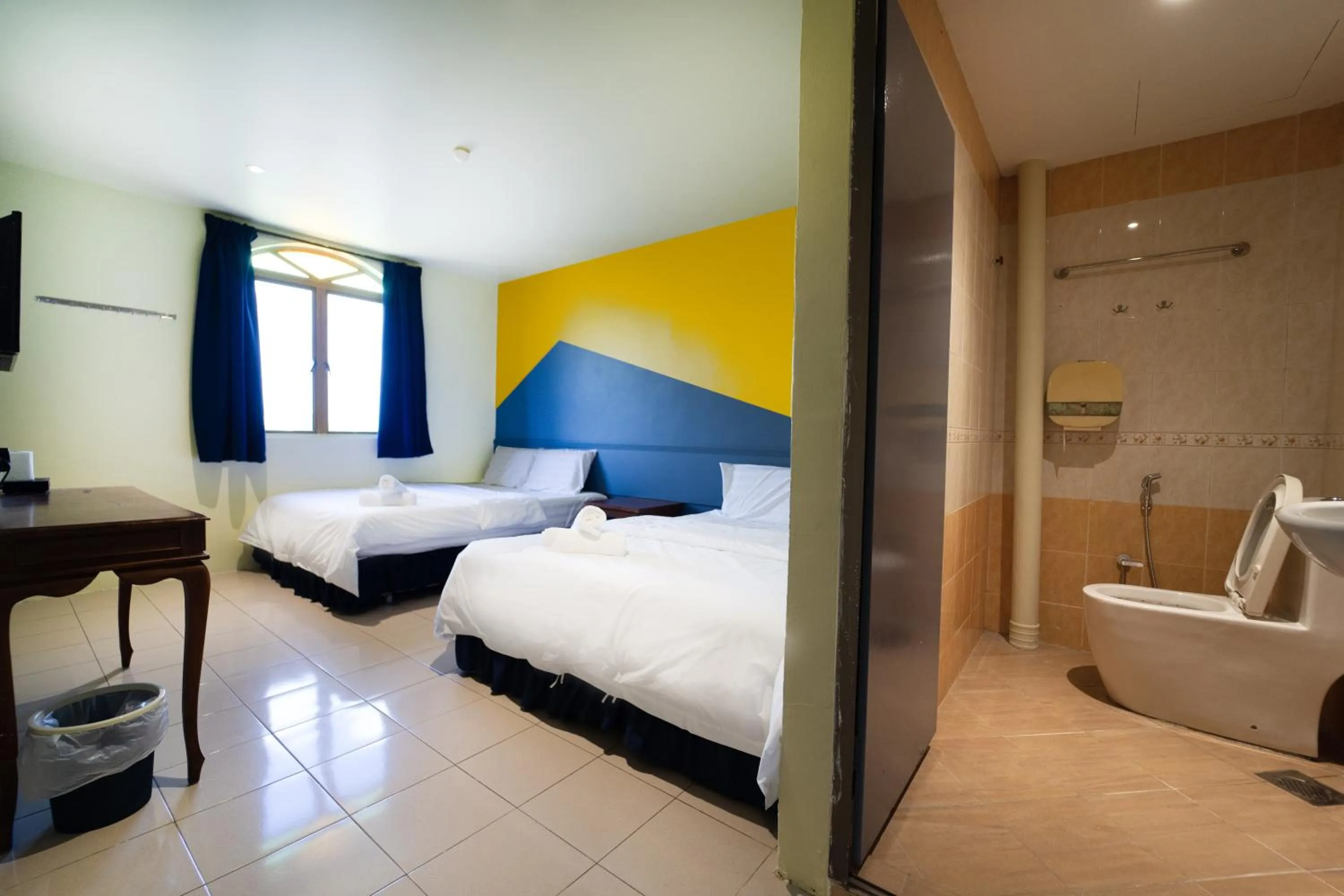 Deluxe Family Suite in The Colony by Cactus Hotel Dedap