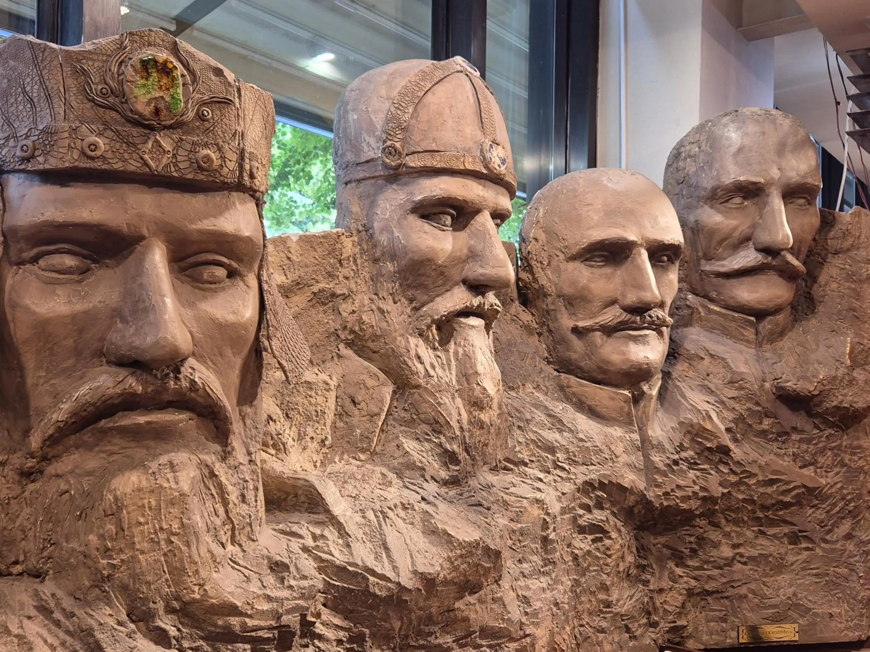 Restaurant/places to eat in Design Hotel Mr President