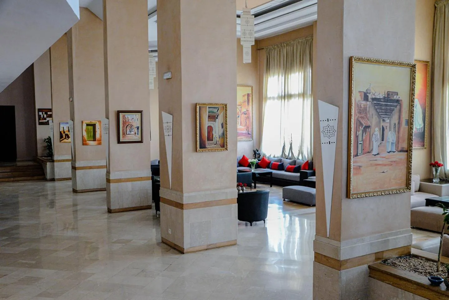 Seating area in Intouriste Hôtel & Suites