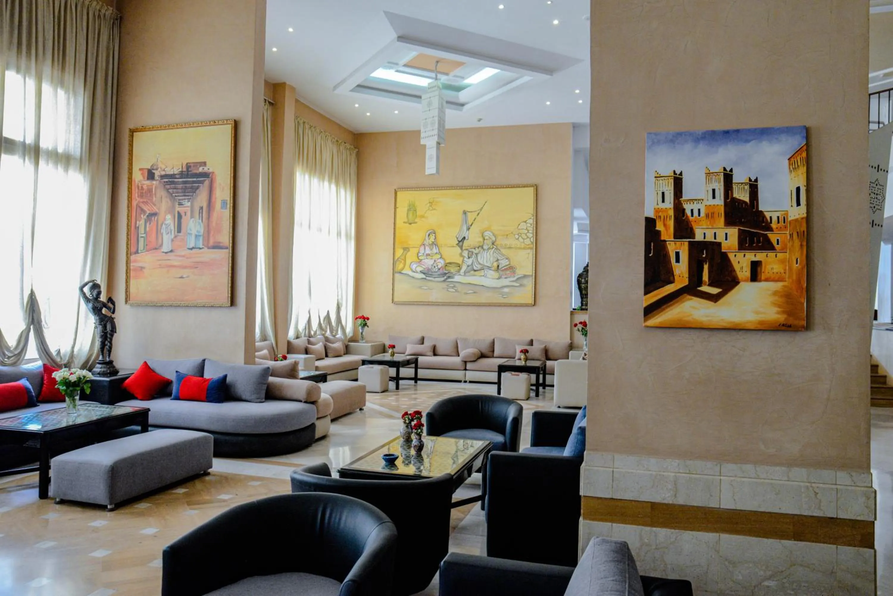 Seating area in Intouriste Hôtel & Suites