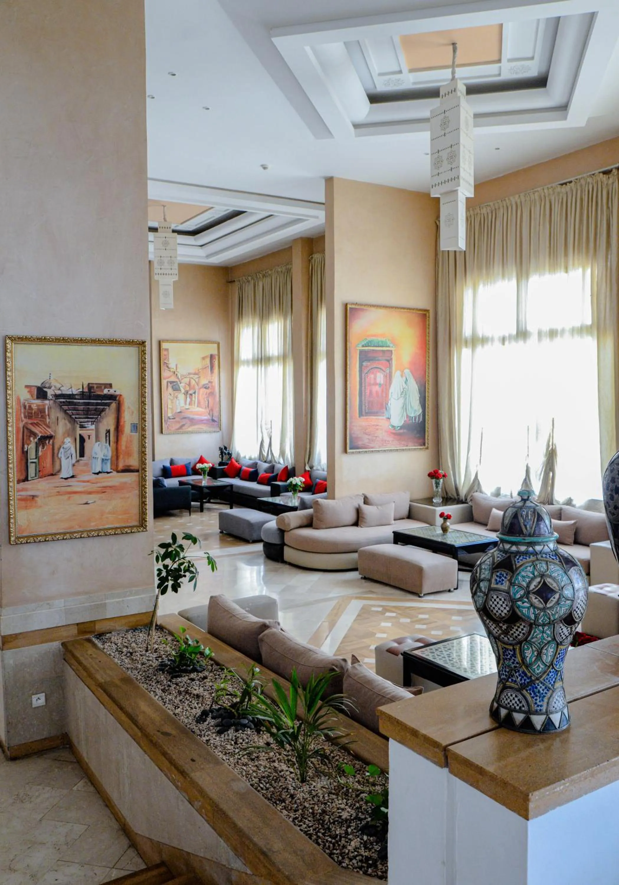 Seating area in Intouriste Hôtel & Suites