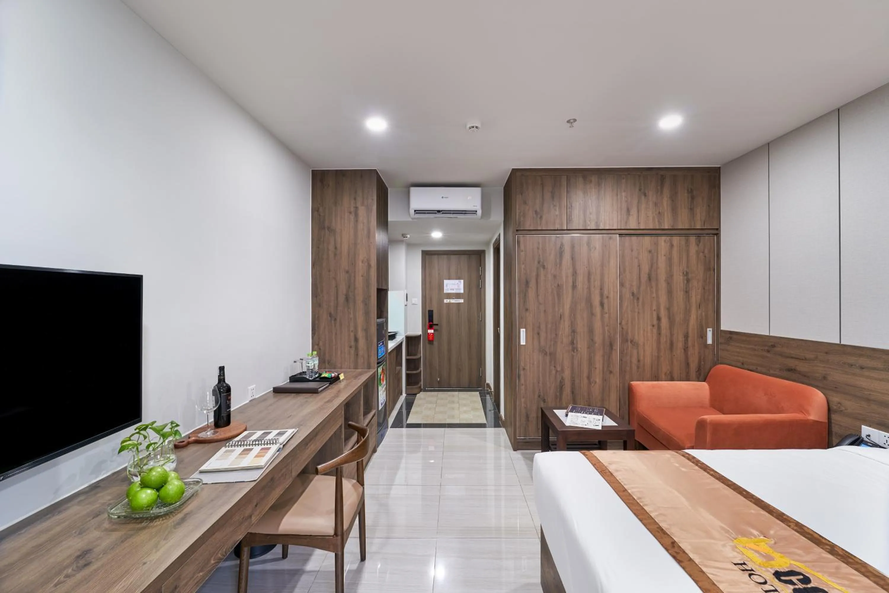 Bedroom in Bcons PS Hotel and Apartment- Newly Opened Hotel