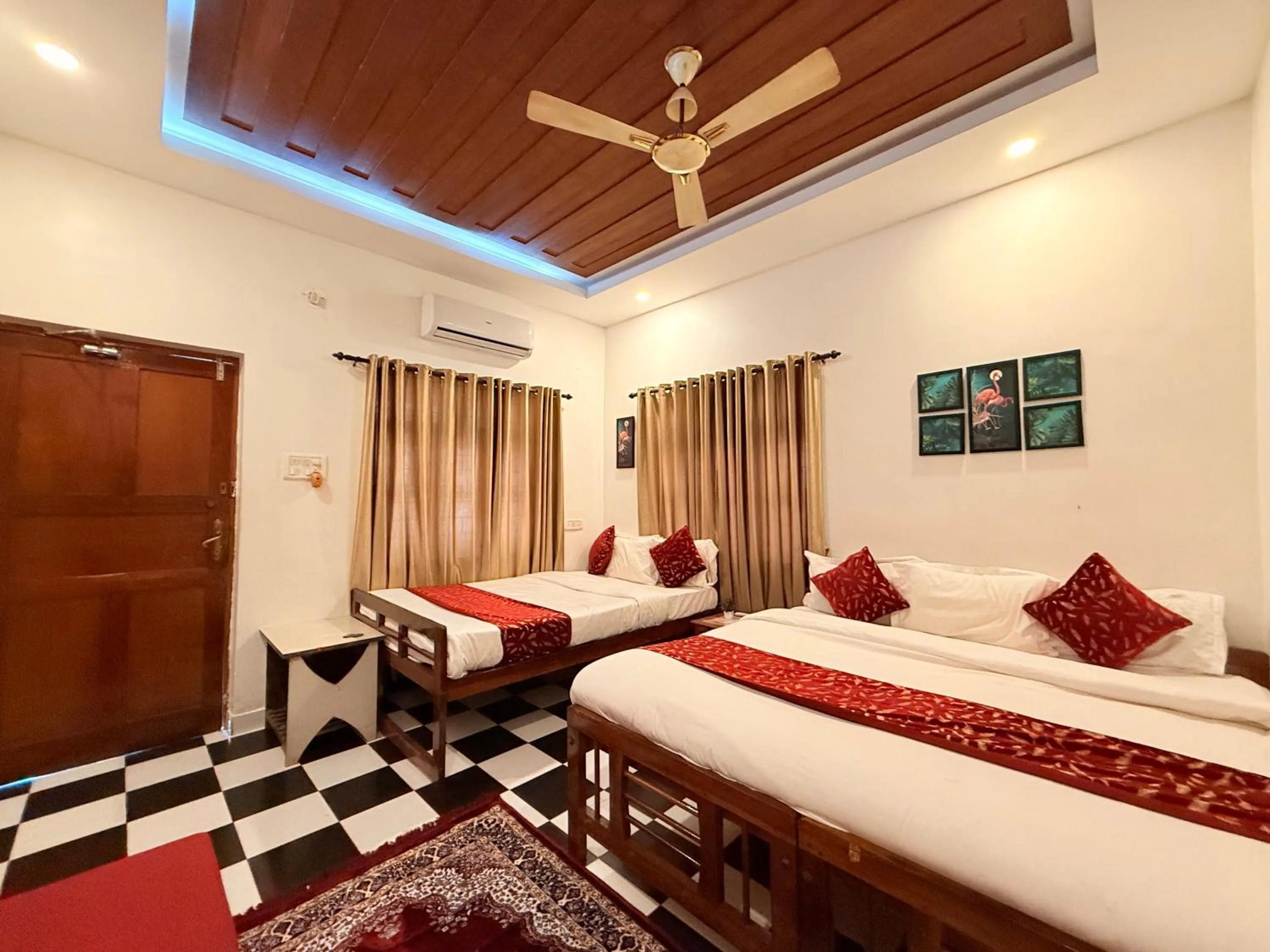 Photo of the whole room, Bed in Red Sea Beach Resort