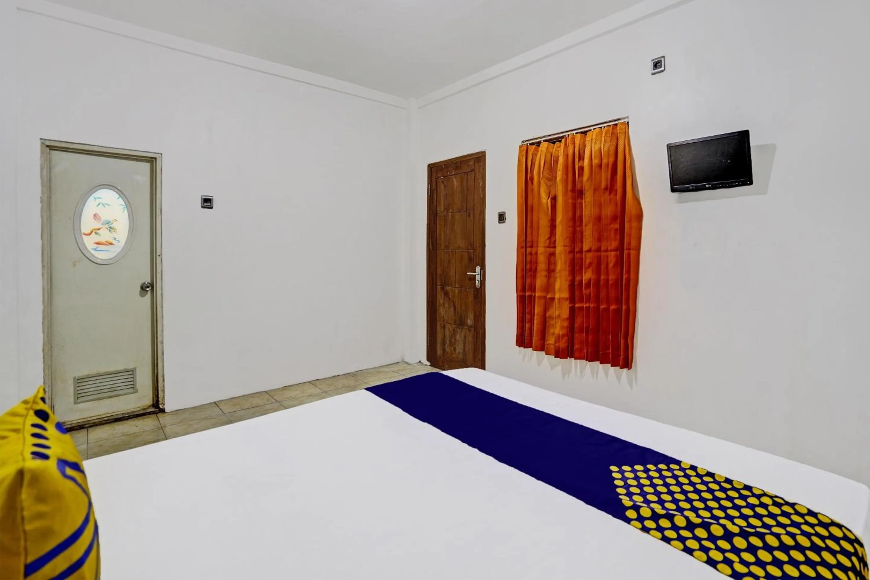 Bedroom in Hotel O Griya Sandi Residence Family NearPantai Boom