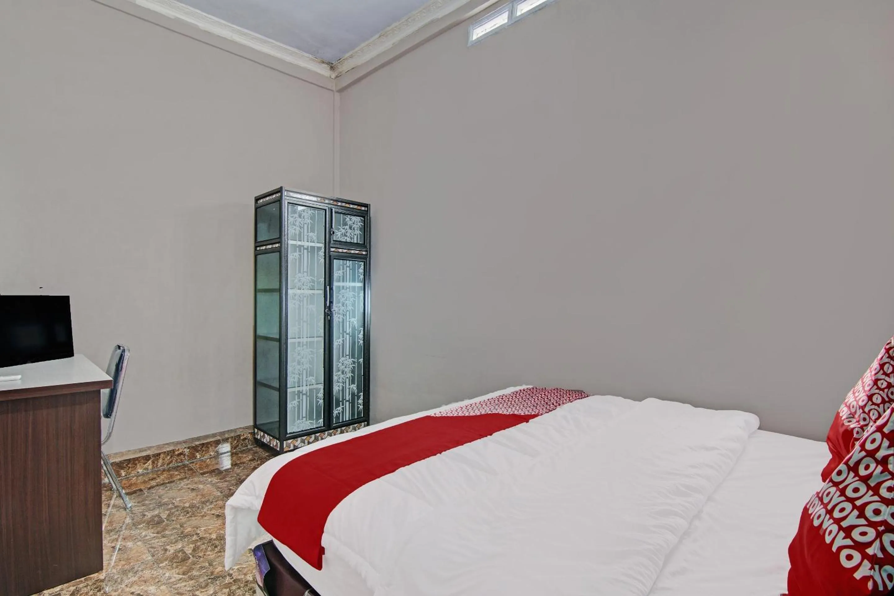 Bedroom, Bed in Hotel O Putri Homestay Syariah Near SPBU 14.282.694 (Air Hitam)