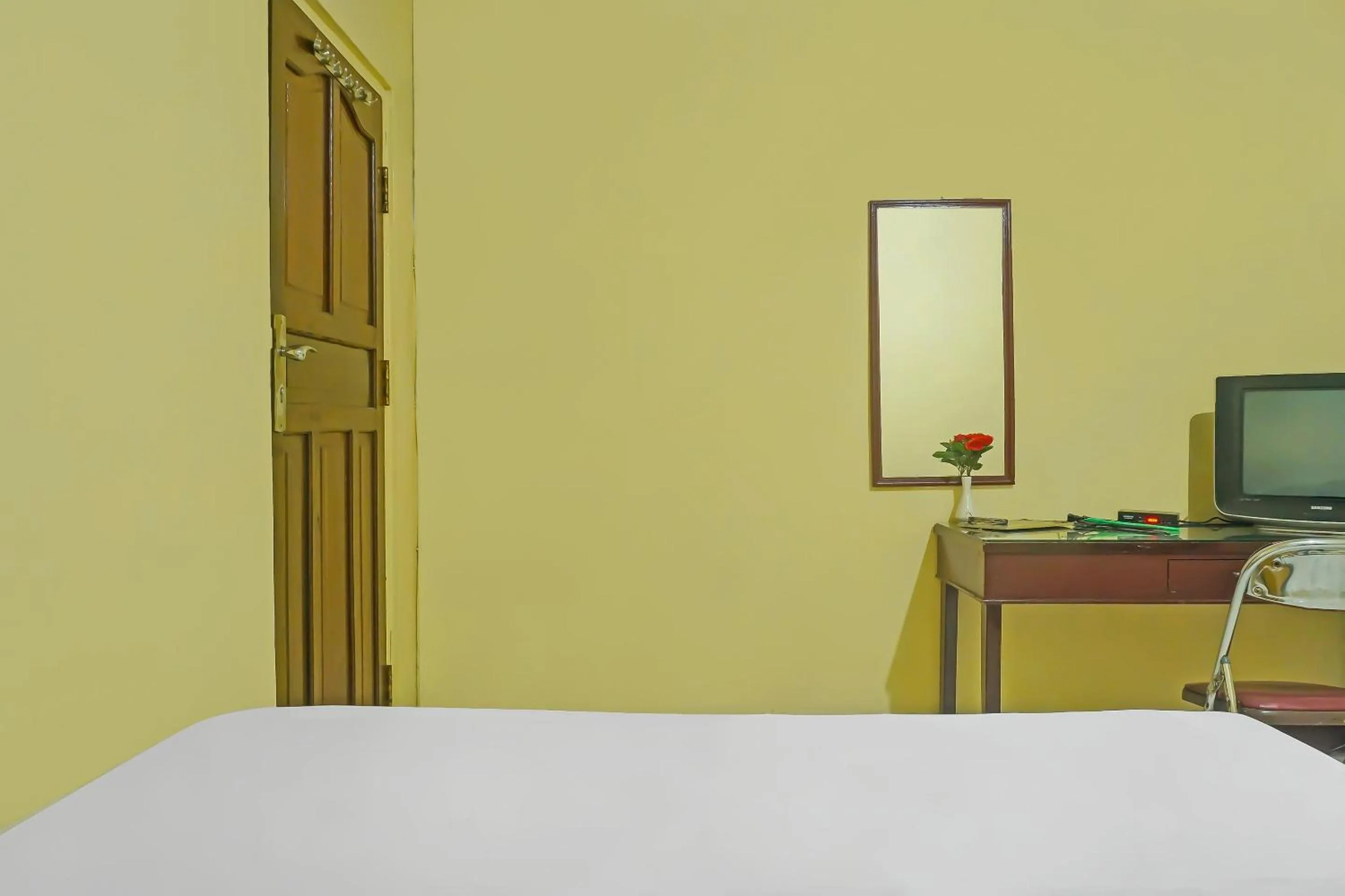 Bedroom, Bed in Hotel O Azeela Kost Syariah