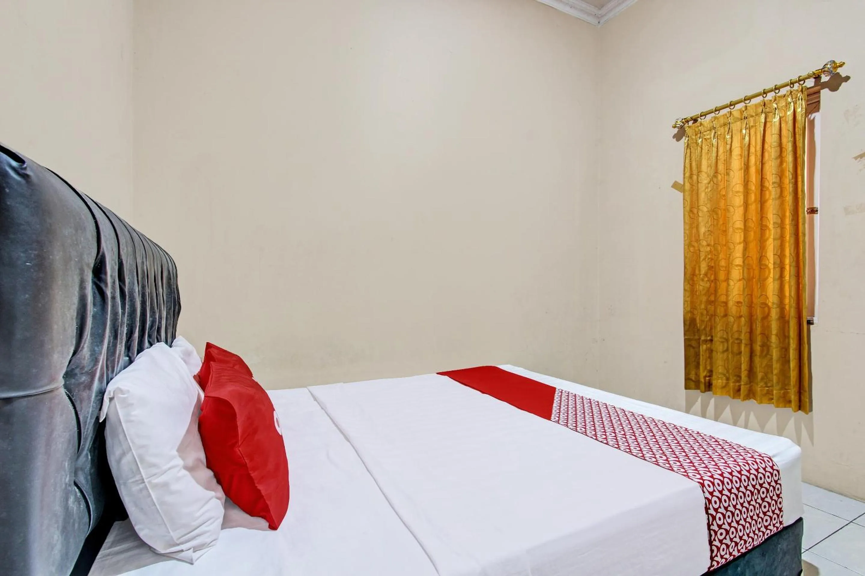 Bedroom in OYO 92459 Cahyo Kost 2