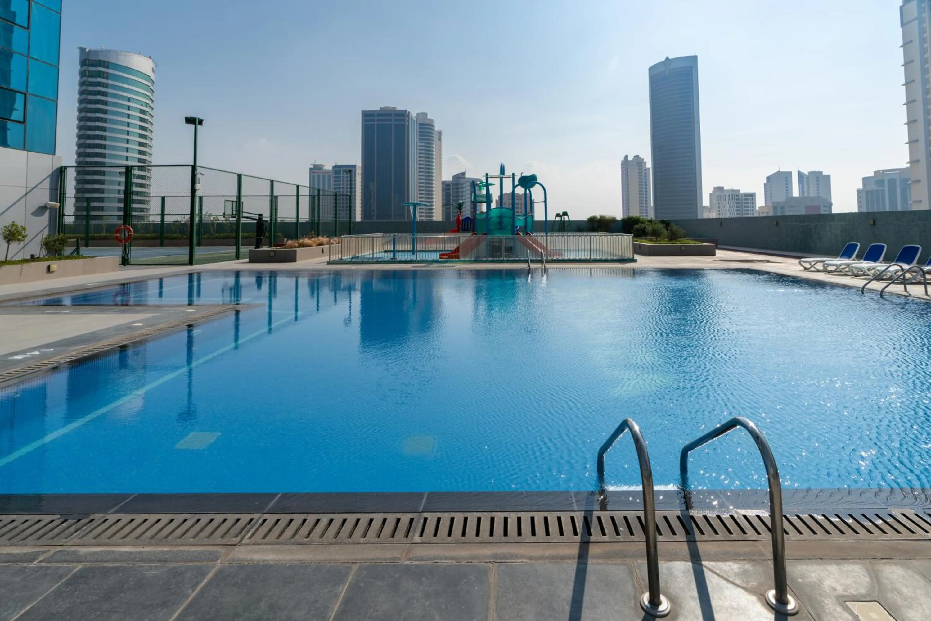 Swimming pool in S Plaza Suites Hotel