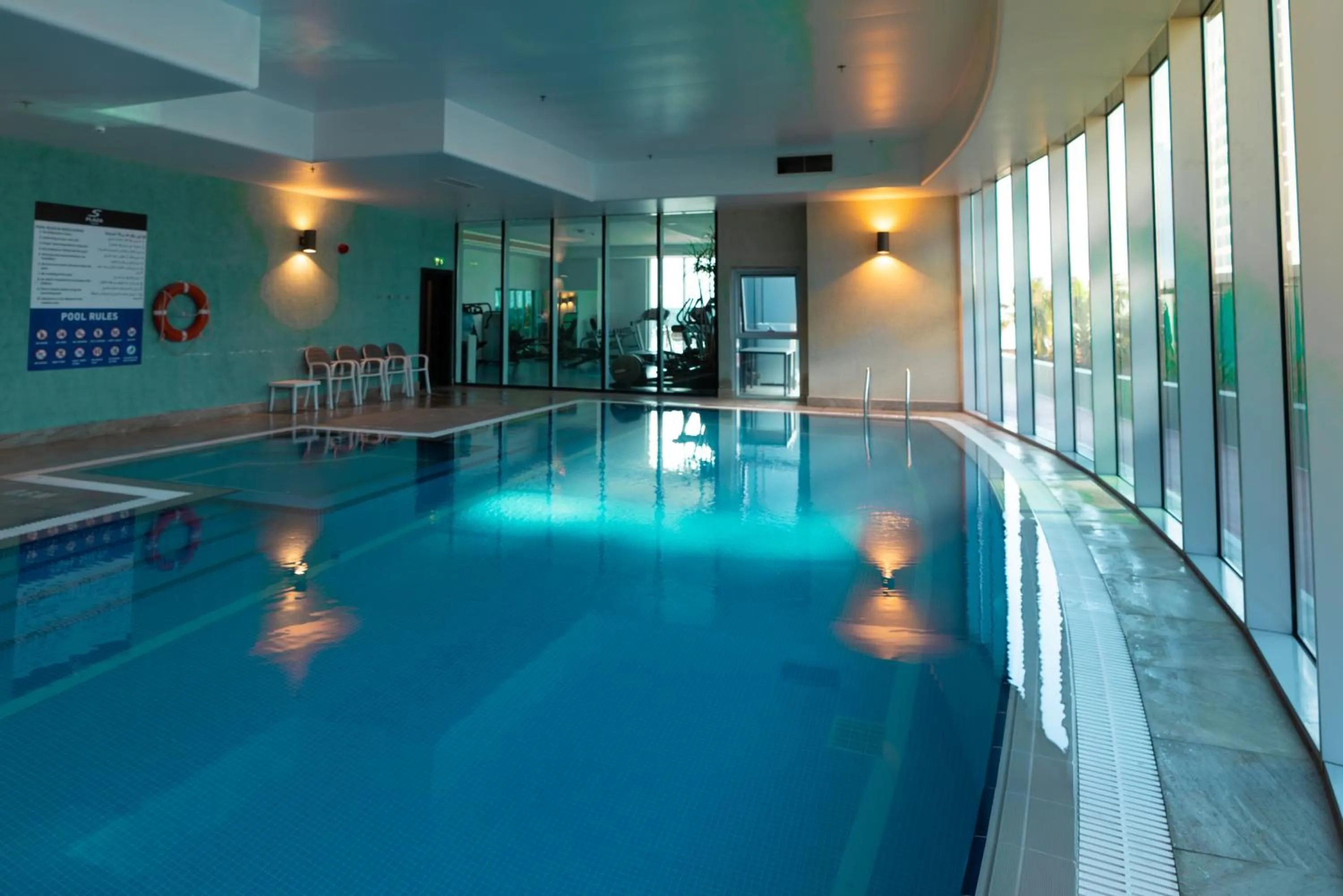 Swimming pool in S Plaza Suites Hotel