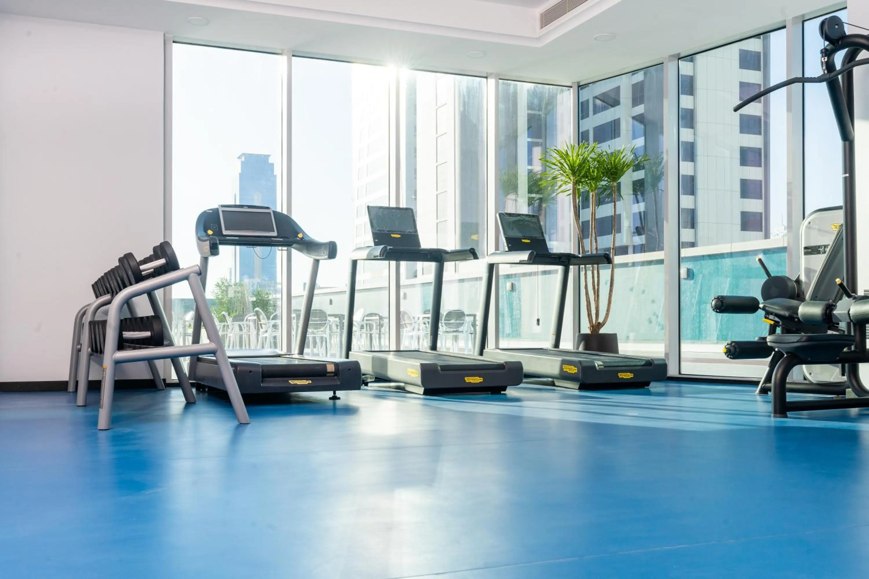 Fitness centre/facilities in S Plaza Suites Hotel