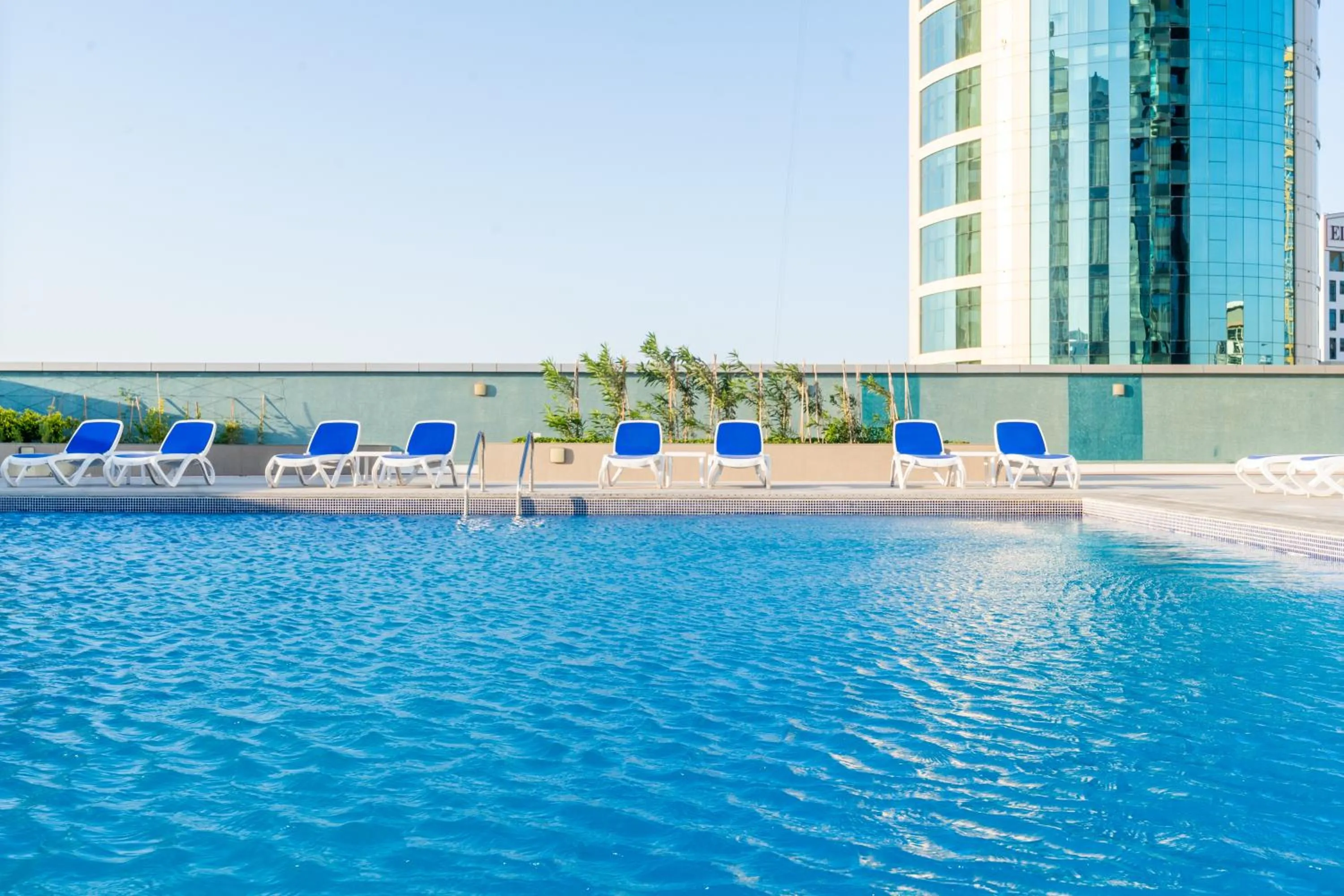 Swimming pool in S Plaza Suites Hotel