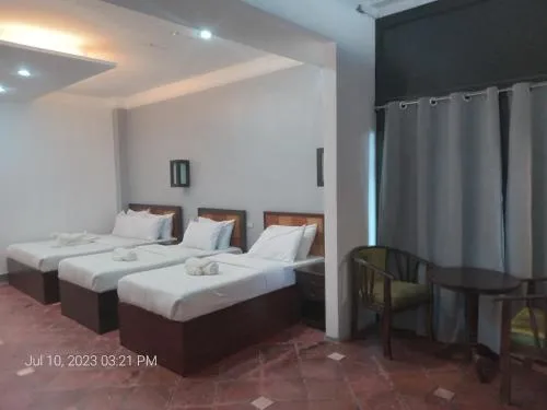 Dumaguete Seafront Hotel