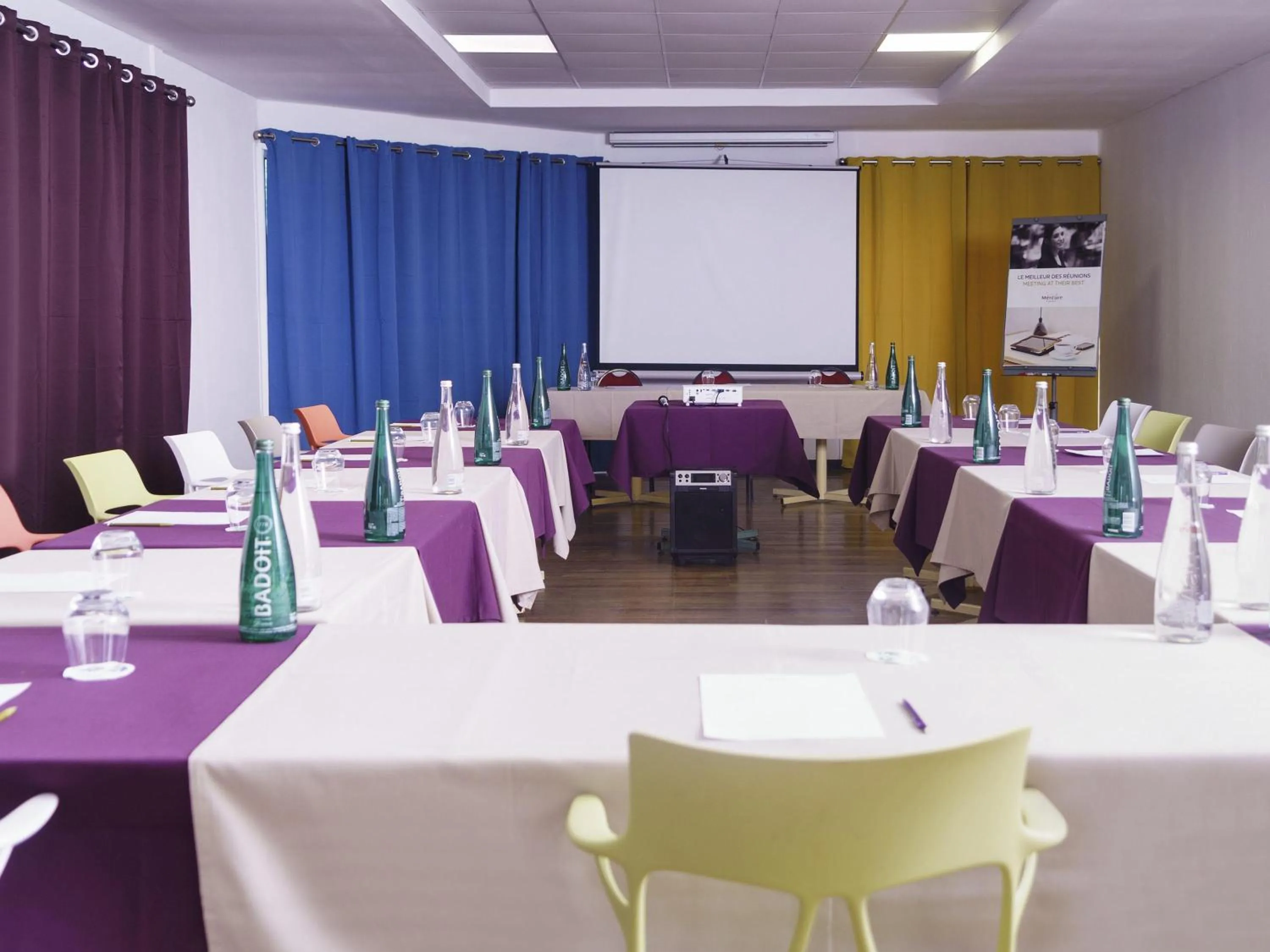 Meeting/conference room in Hotel Mercure Kourou Ariatel