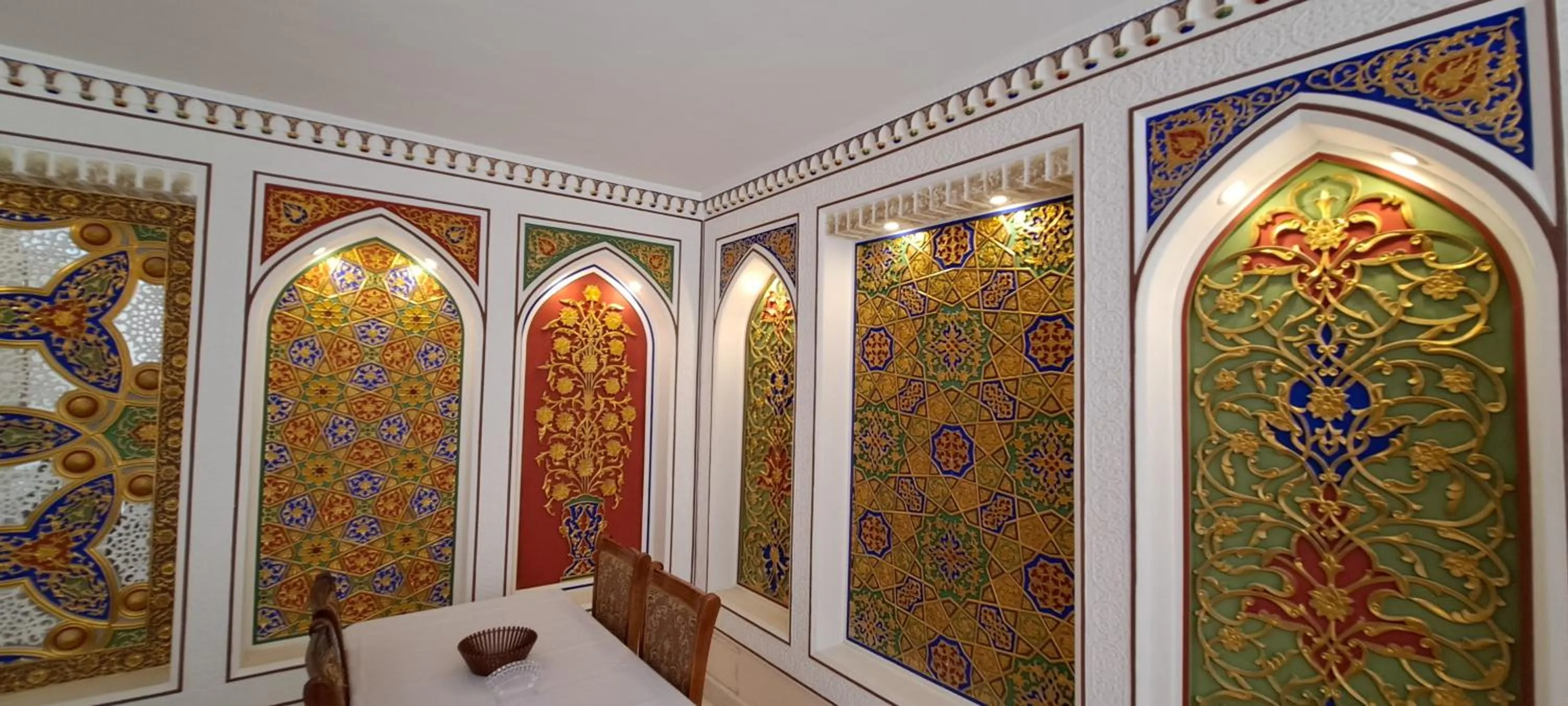 Restaurant/places to eat in Hotel Ansi Boutique W&S terrace