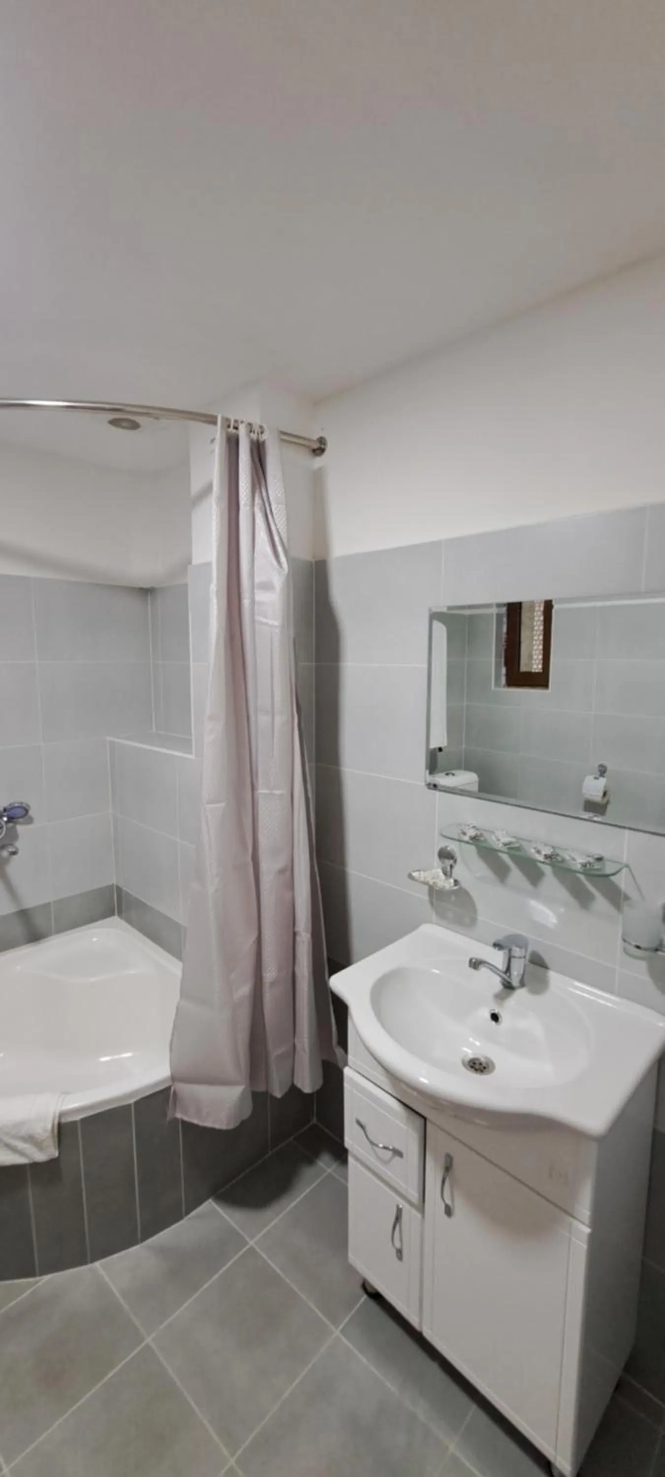 Bath in Hotel Ansi Boutique W&S terrace