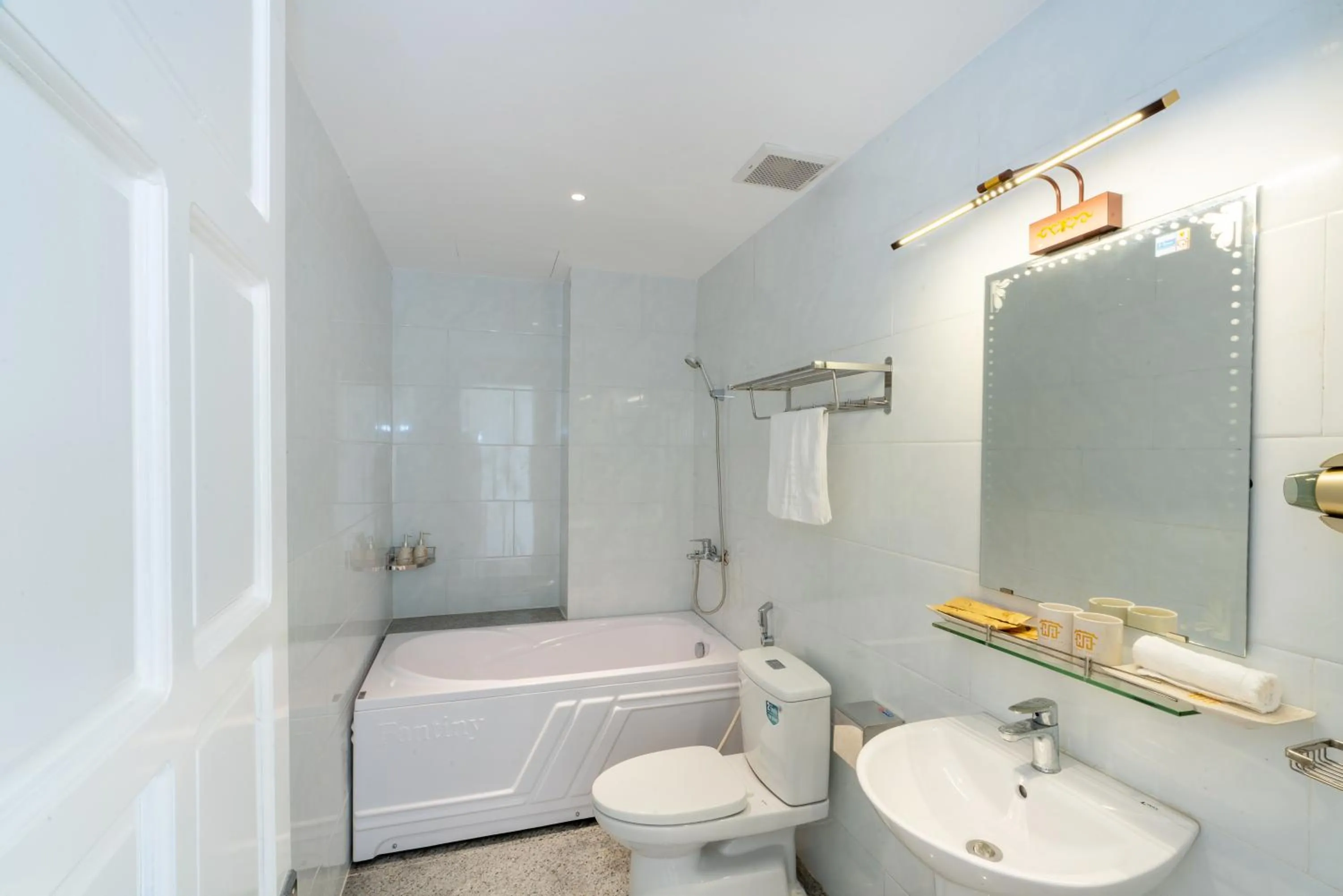 Bathroom in Hawal Boutique Villa Hoi An