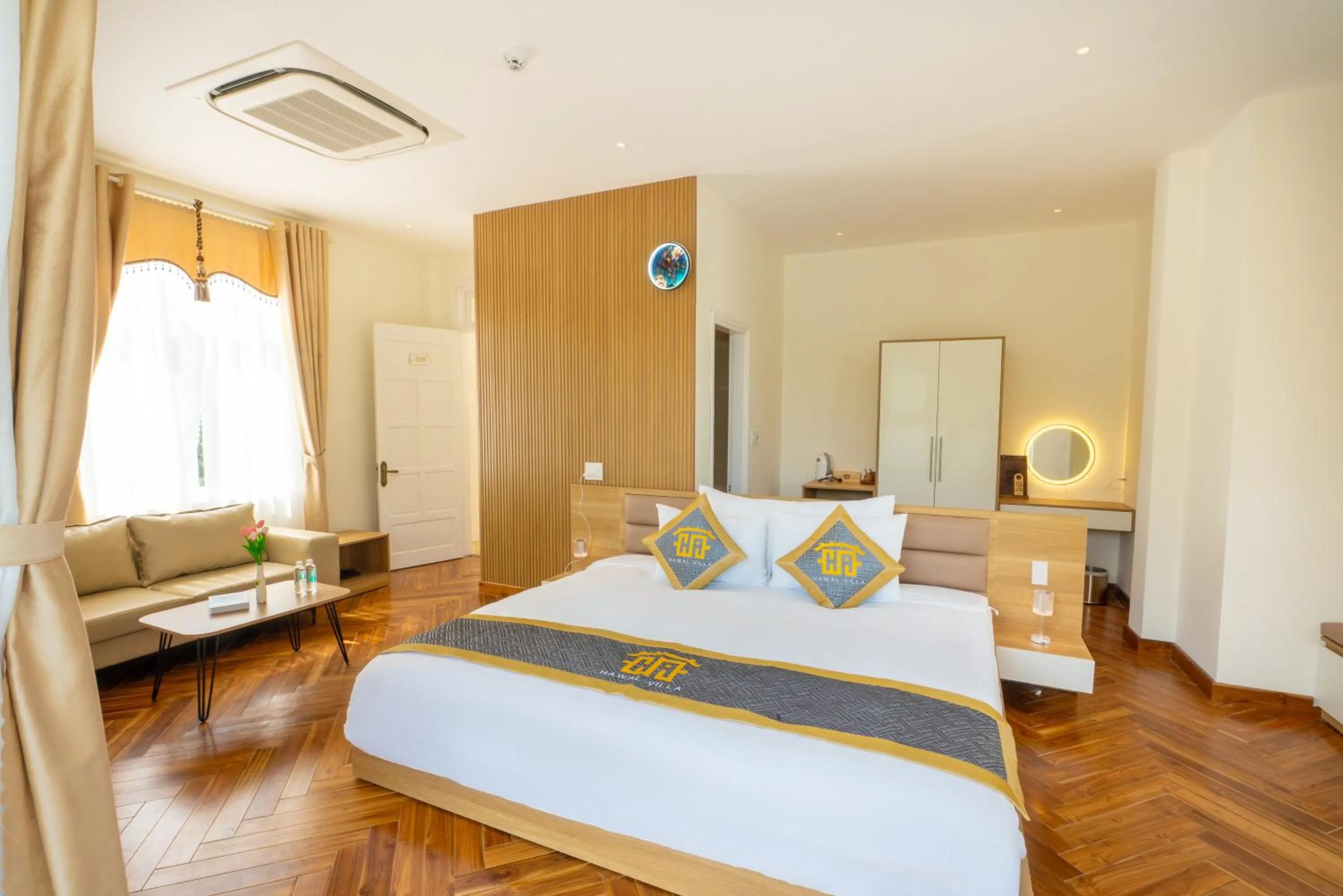 Bed in Hawal Boutique Villa Hoi An