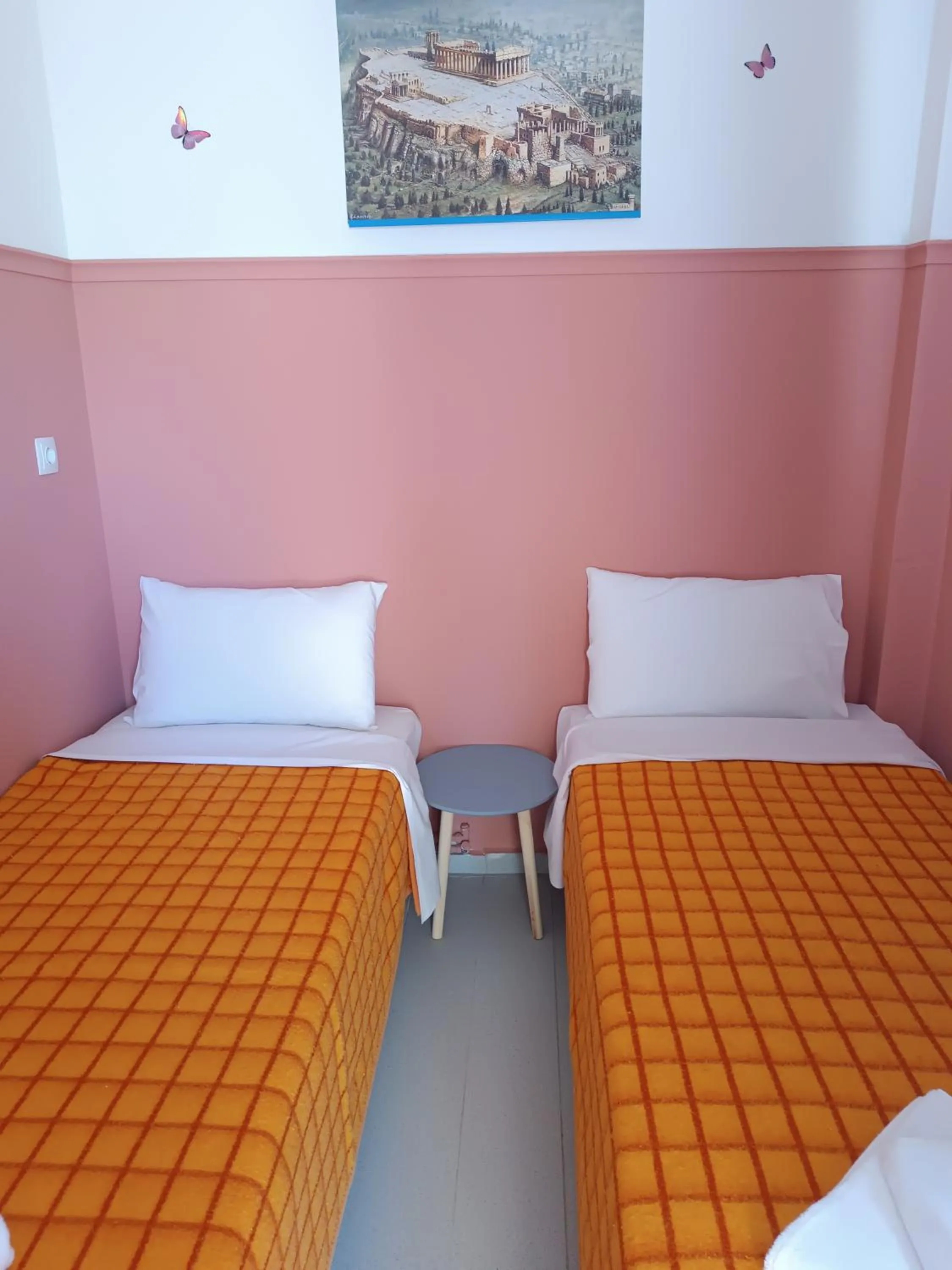 Photo of the whole room, Bed in GOLDEN BEACH