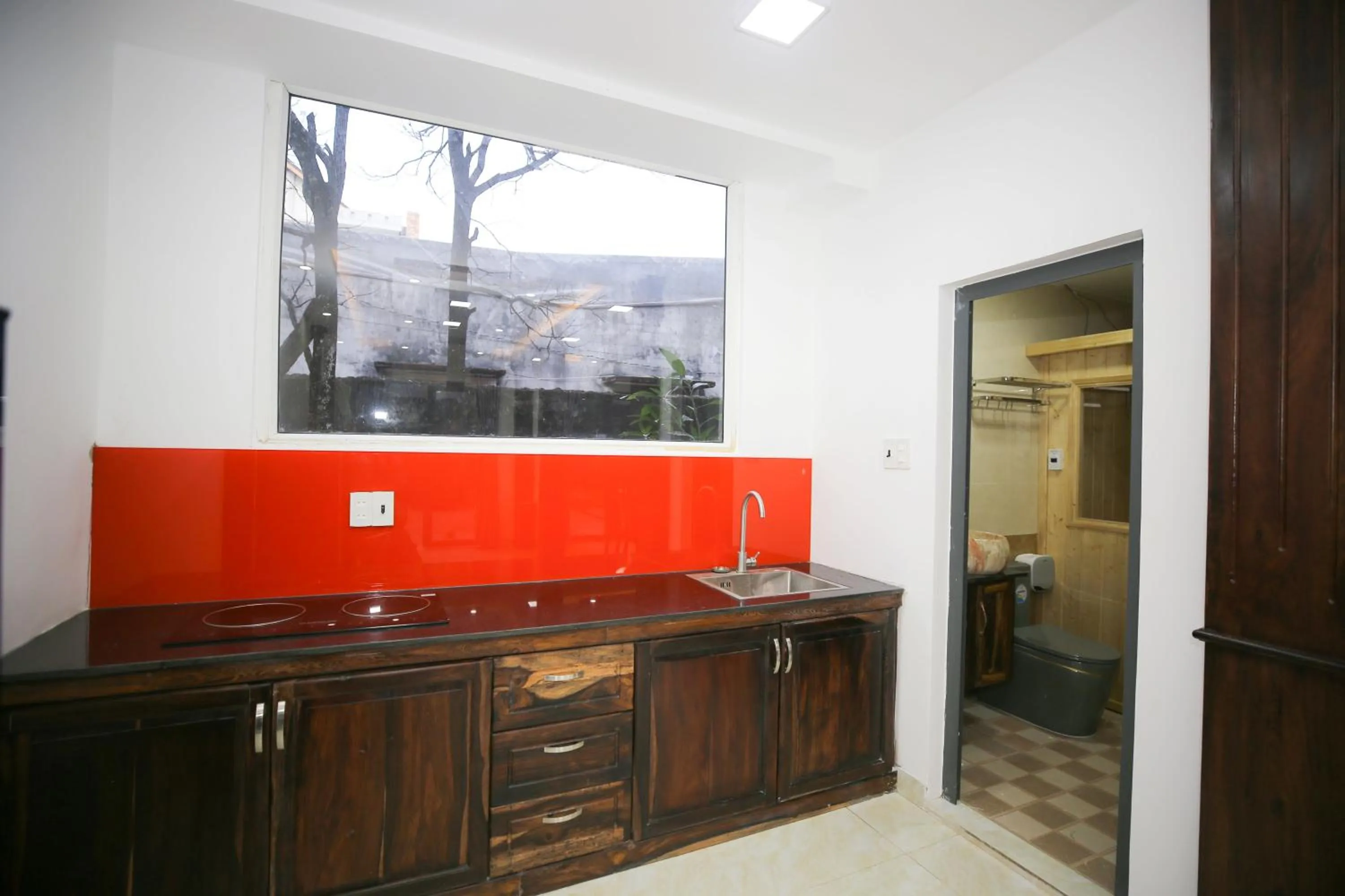Kitchen or kitchenette in Ngọc Đông Phương Villa Home