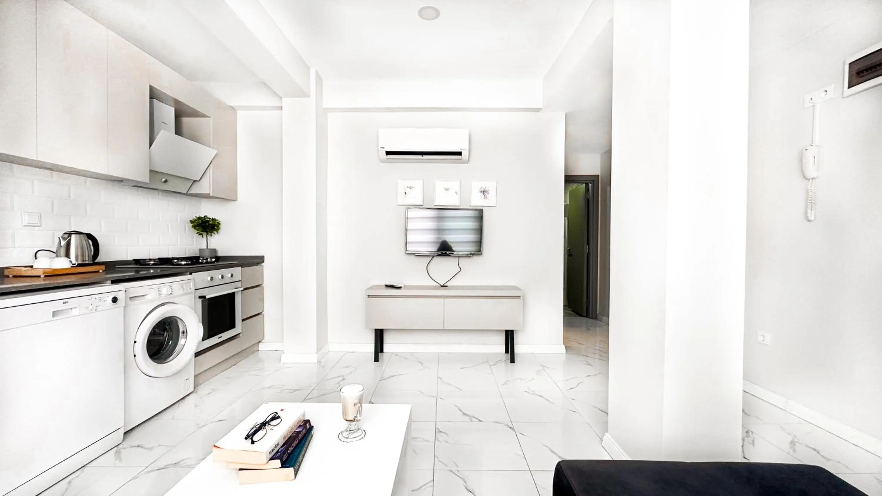 Deluxe Suite in Echinus Lara Hotel