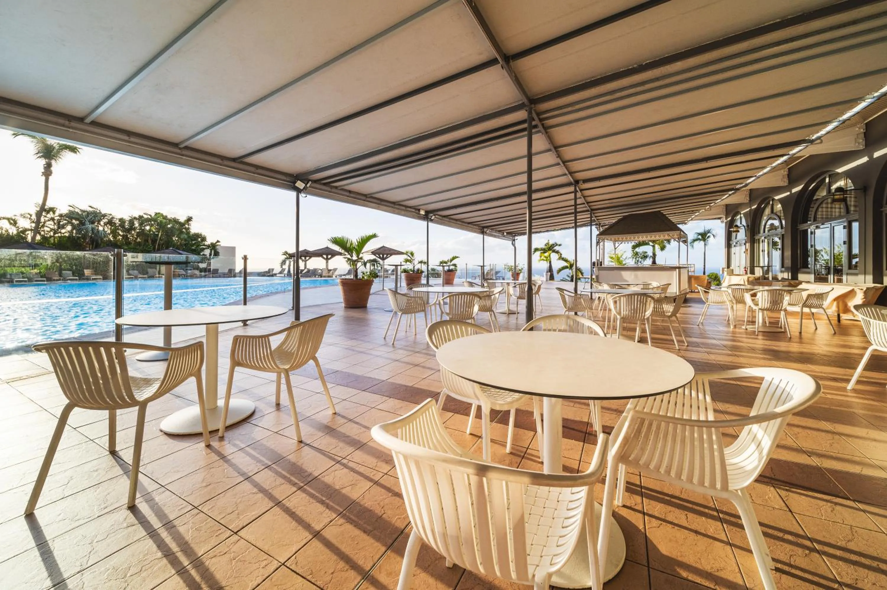 Patio in Hôtel Exsel Créolia