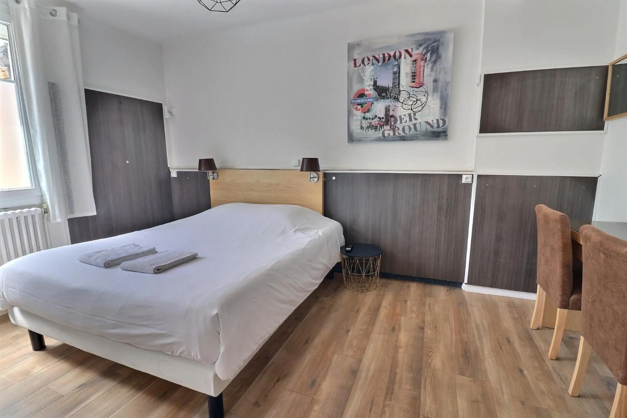 Bedroom, Bed in Hôtel Le Smile