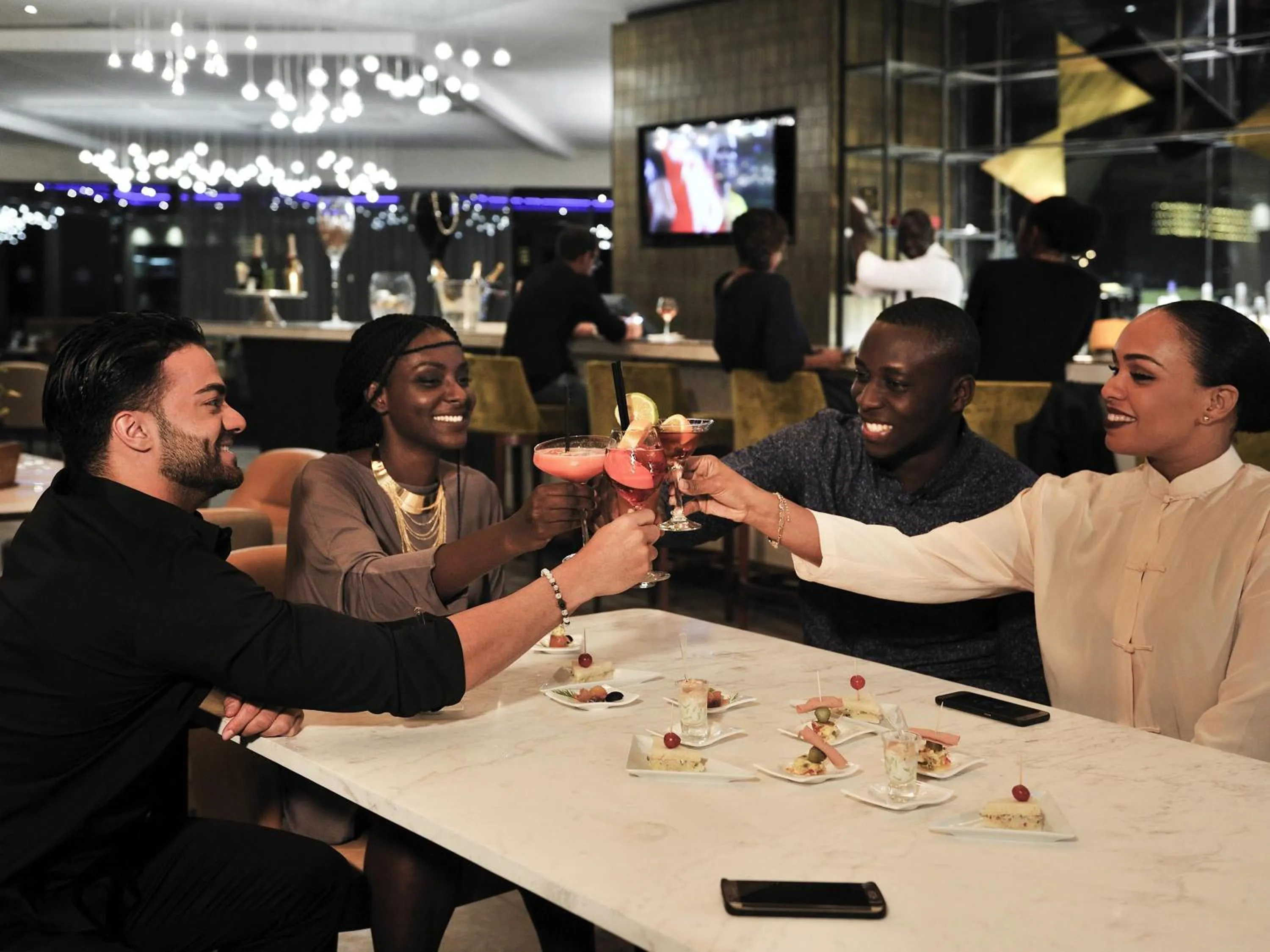 Restaurant/places to eat in Pullman Dakar Teranga