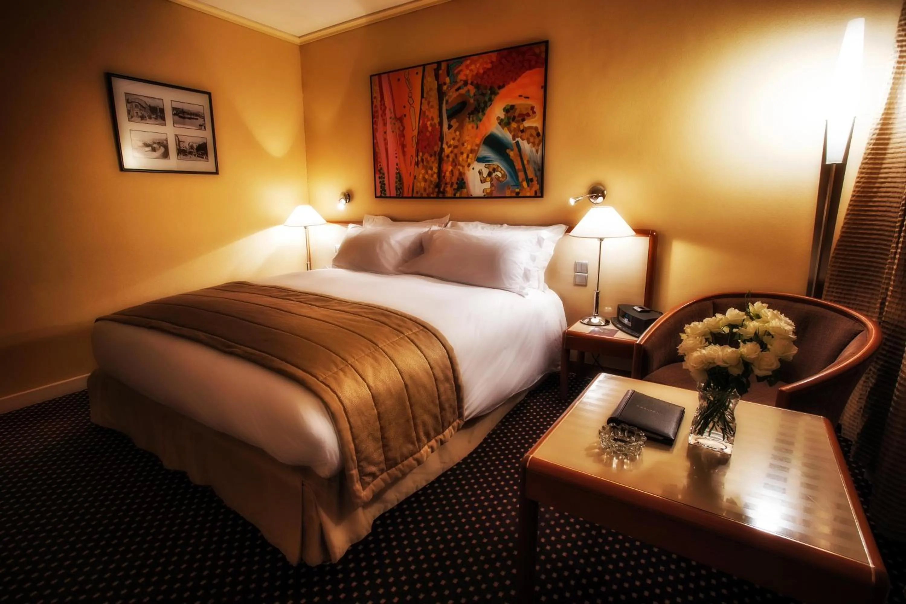 Bed in Sofitel Algiers Hamma Garden