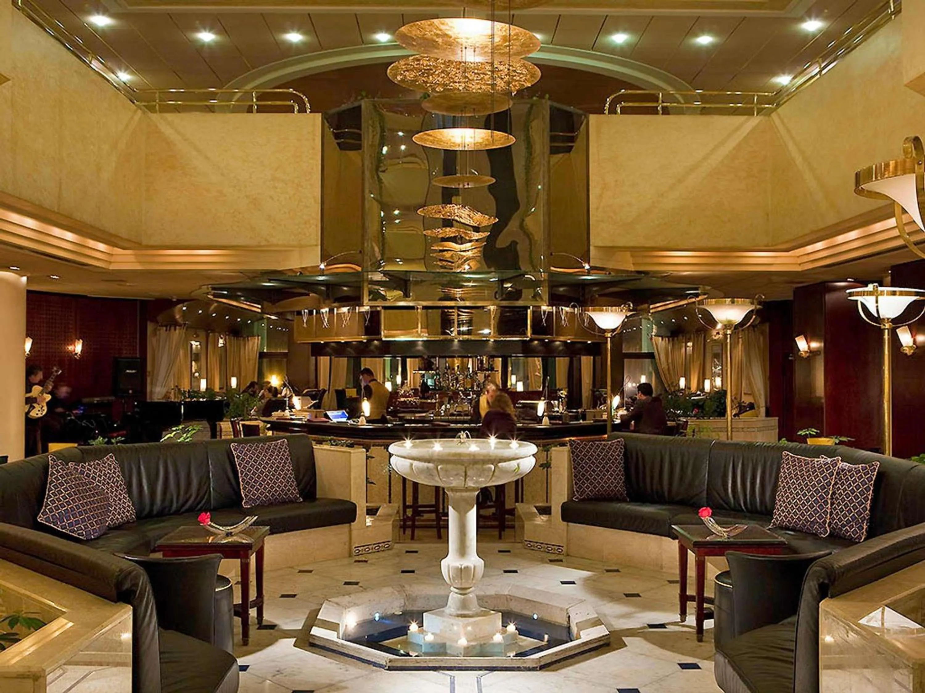Lounge or bar in Sofitel Algiers Hamma Garden