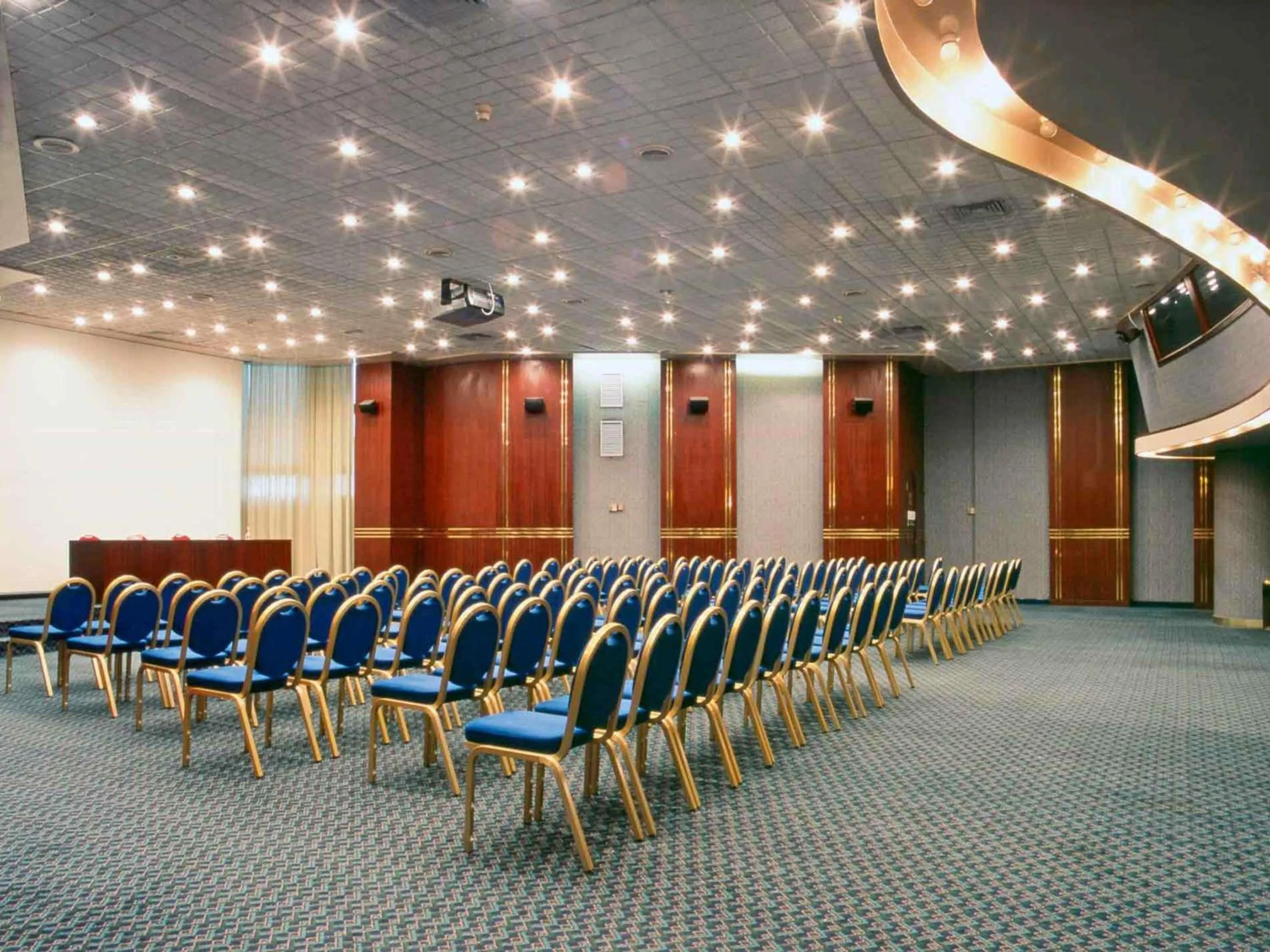 Meeting/conference room in Sofitel Algiers Hamma Garden