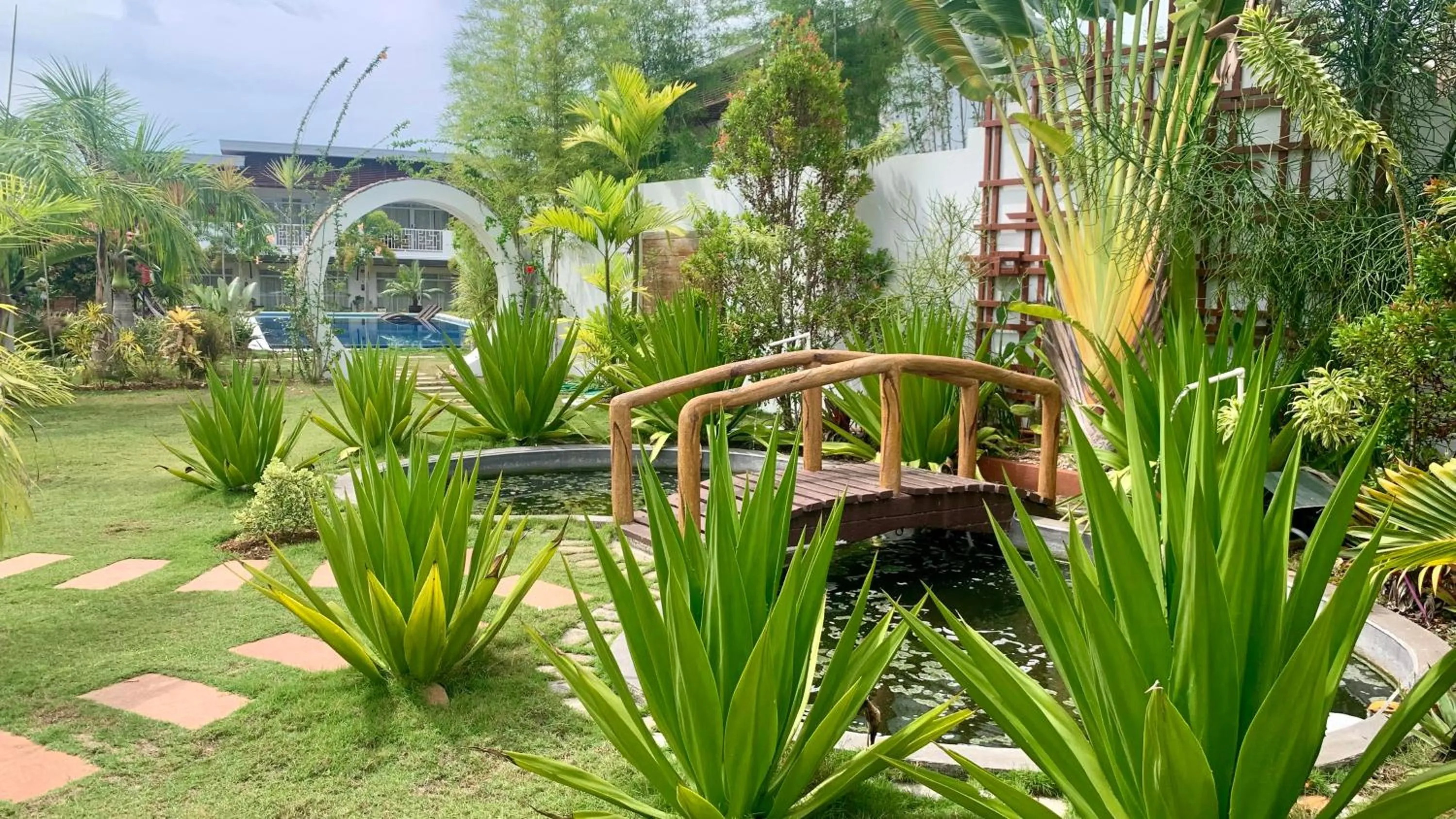 Bella Napoli Resort & Resto