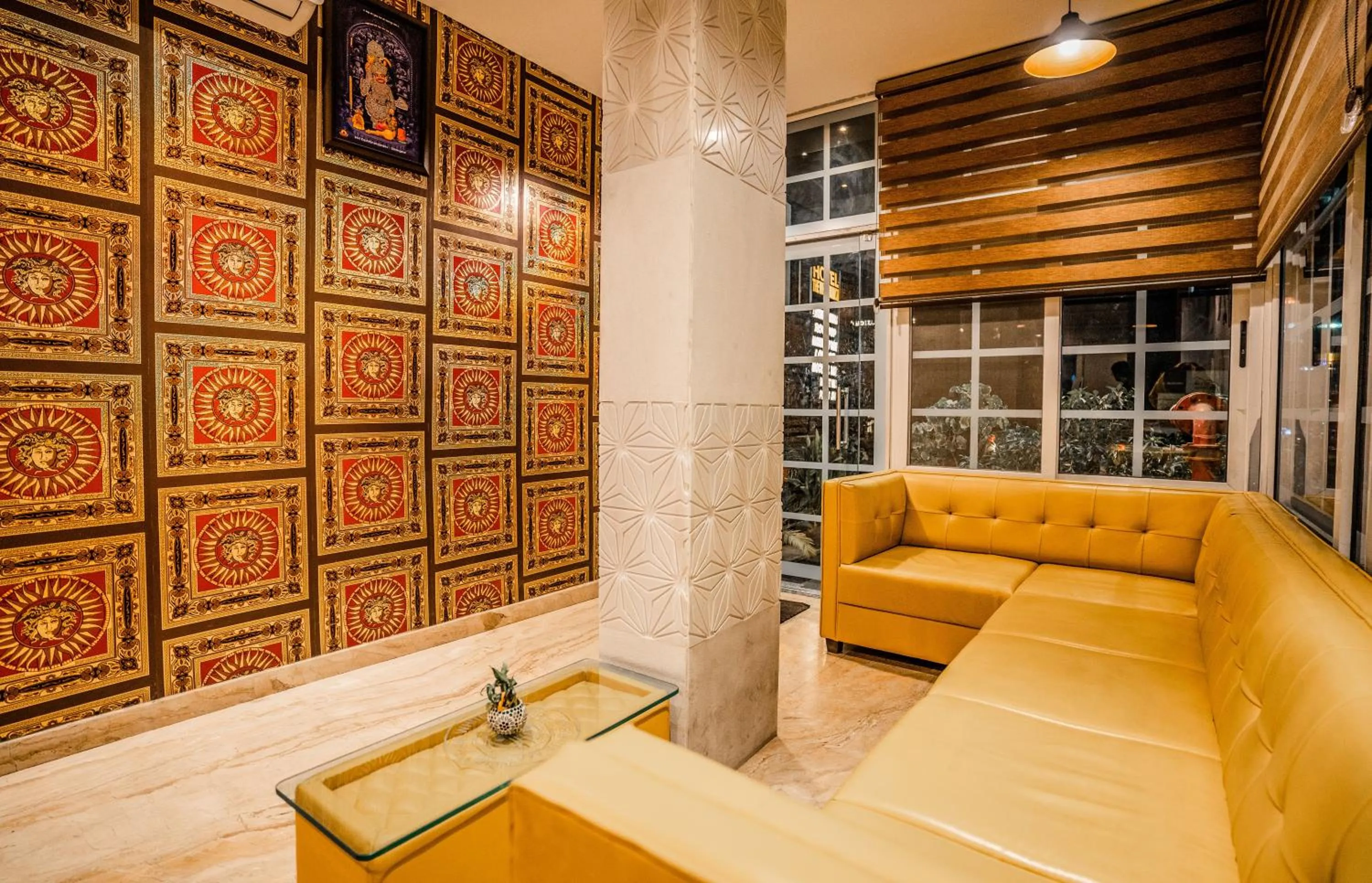 Lobby or reception in Tripli Hotels White Manor