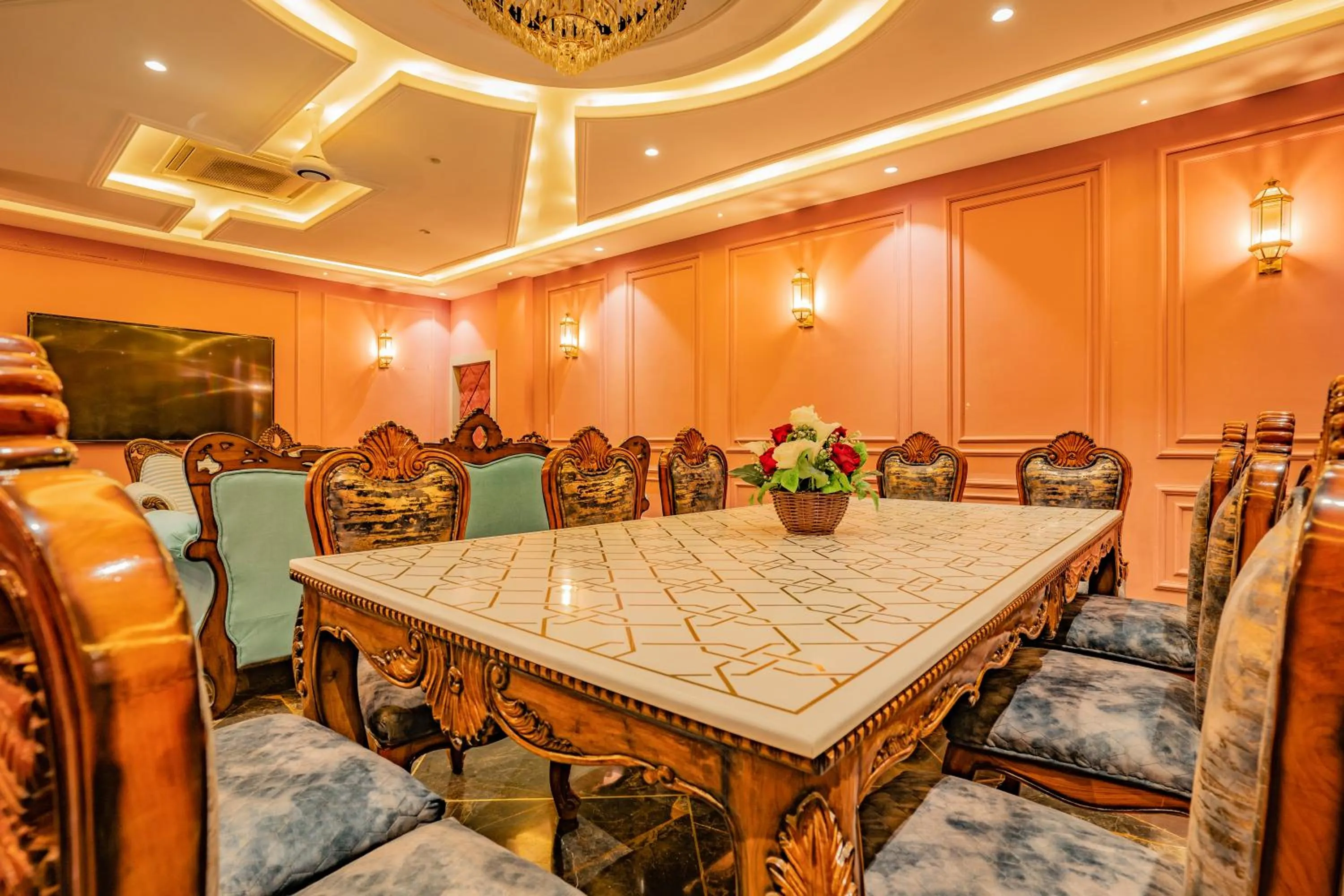 Meeting/conference room in Tripli Hotels White Manor