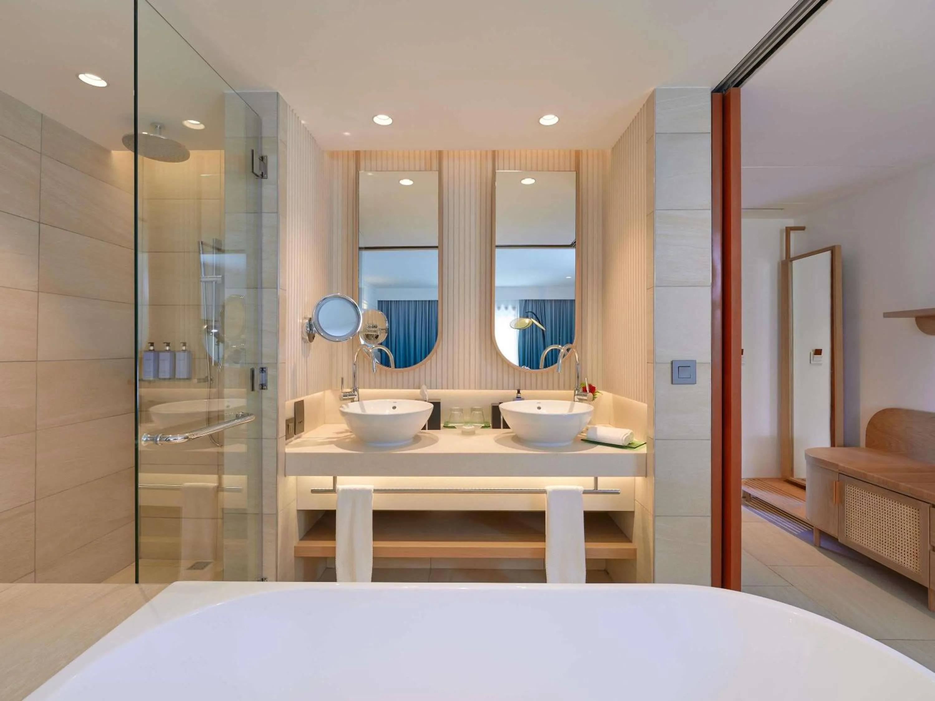 Bedroom, Bed in Sofitel Mauritius L'Imperial Resort & Spa