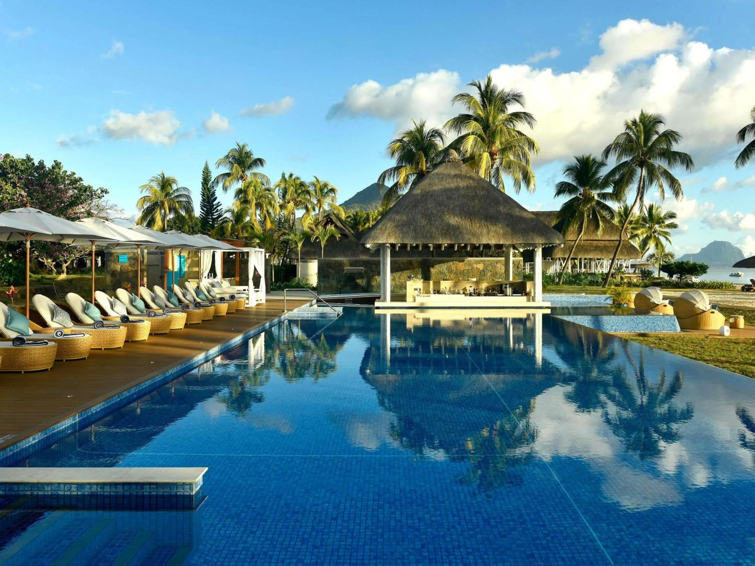 Lounge or bar in Sofitel Mauritius L'Imperial Resort & Spa
