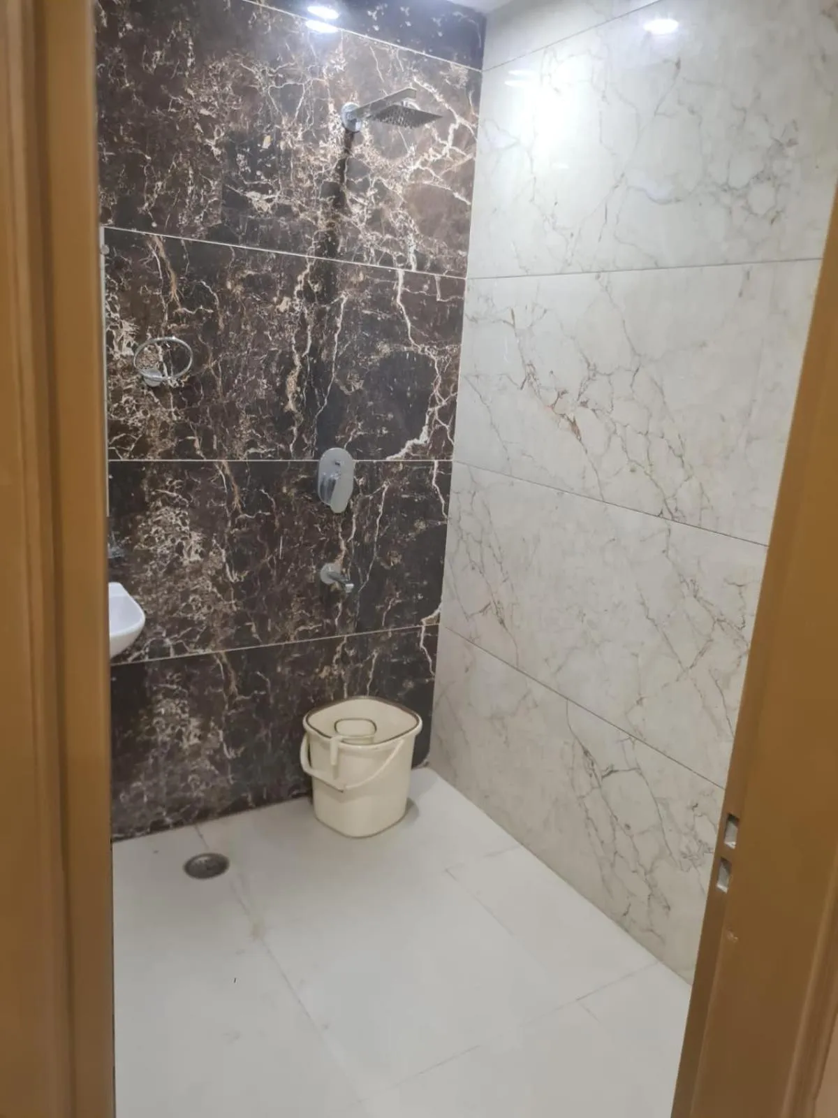 Property building in Amahi Inn - Sector 48